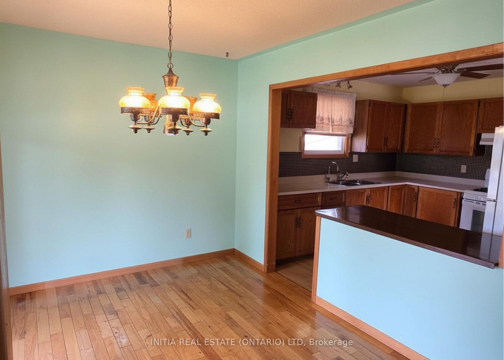 Photo 8 of 140 Main Street, St. Clair — HOMEH