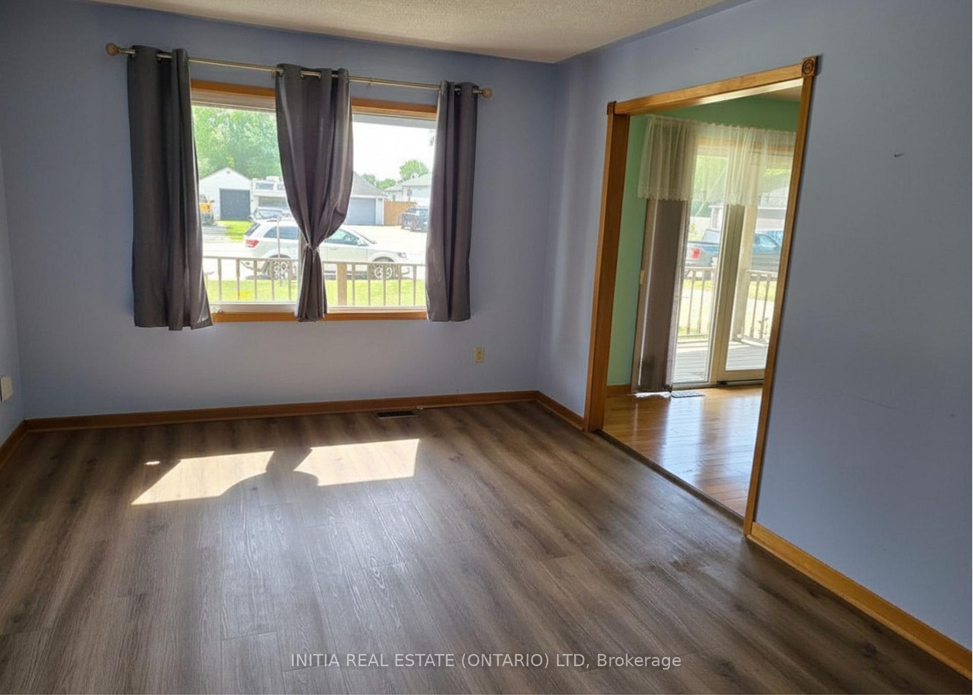 Photo 9 of 140 Main Street, St. Clair — HOMEH