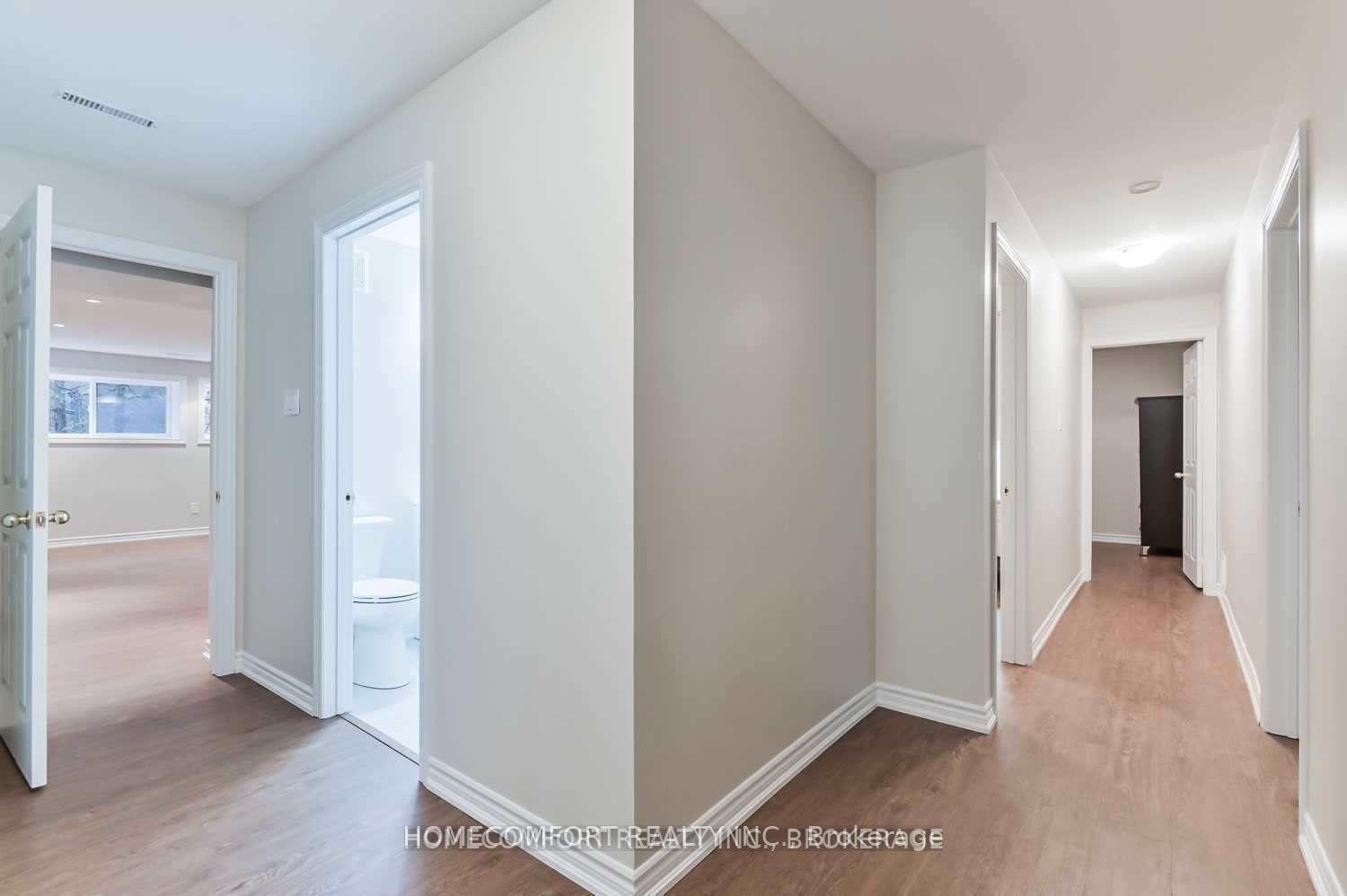 Photo 7 of 19 Pomander Road, Markham, Unionville — HOMEH