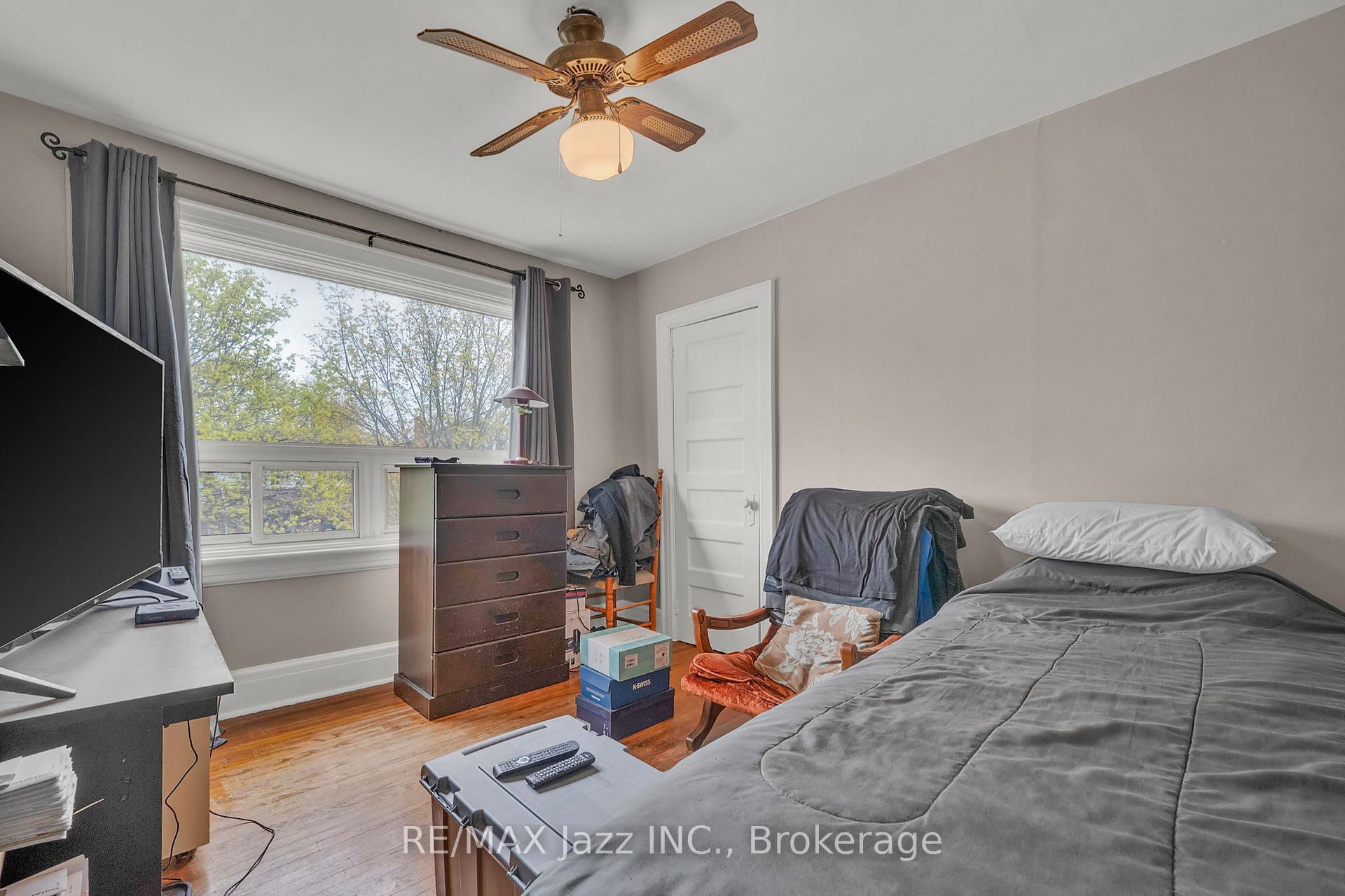 Photo 20 of 636 Carnegie Avenue, Oshawa, O'Neill — HOMEH