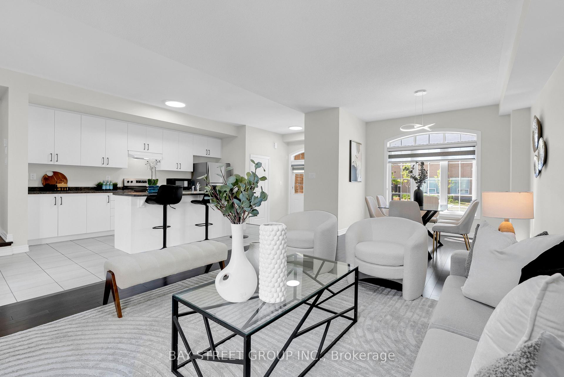 Photo 9 of 221 Clockwork Drive, Brampton, Northwest Brampton — HOMEH