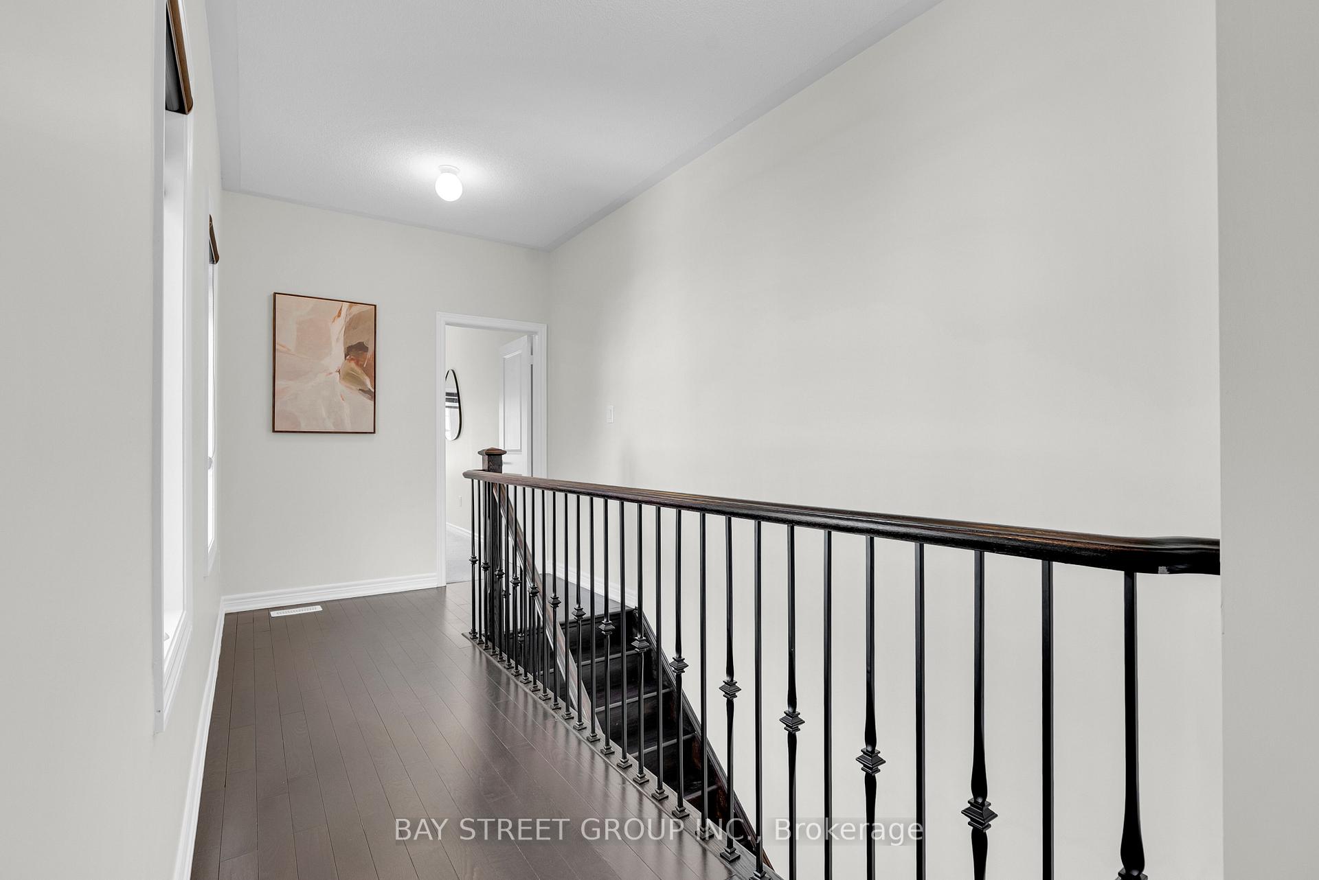 Photo 19 of 221 Clockwork Drive, Brampton, Northwest Brampton — HOMEH