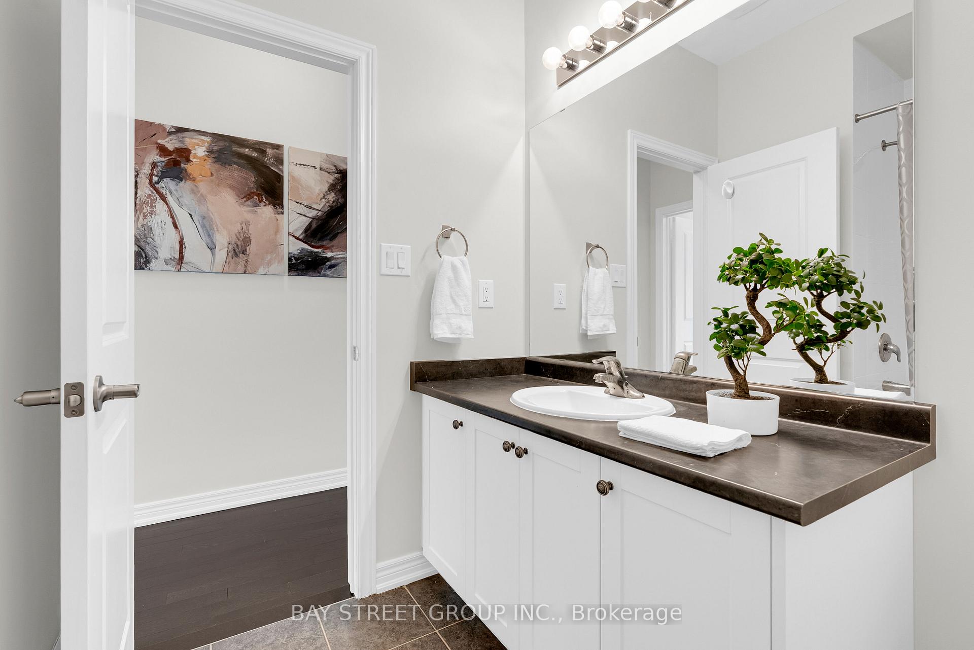 Photo 31 of 221 Clockwork Drive, Brampton, Northwest Brampton — HOMEH