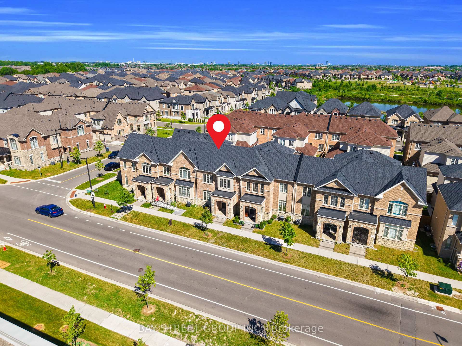 Photo 41 of 221 Clockwork Drive, Brampton, Northwest Brampton — HOMEH