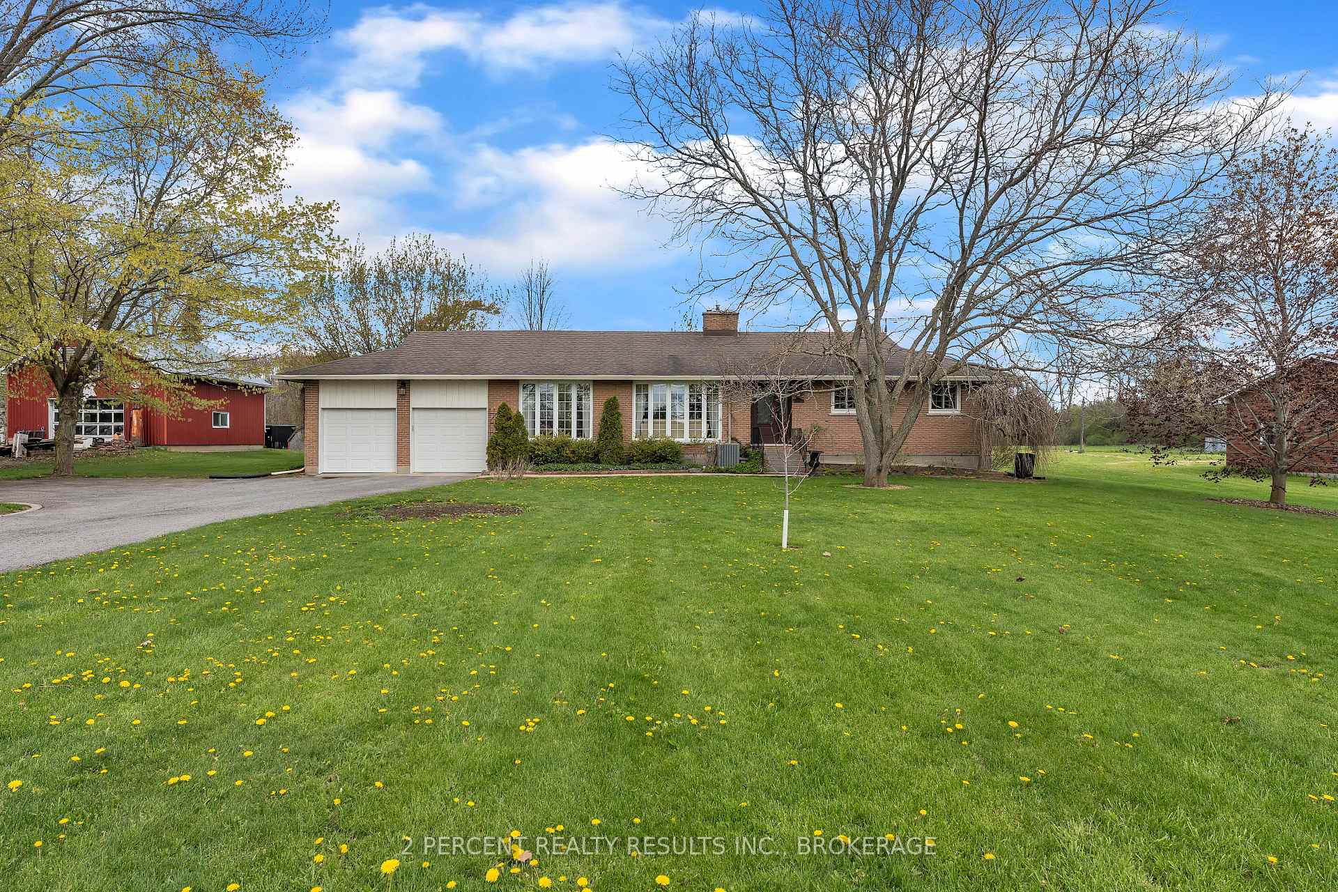 Photo 2 of 1055 Casey Road, Belleville, Thurlow Ward — HOMEH