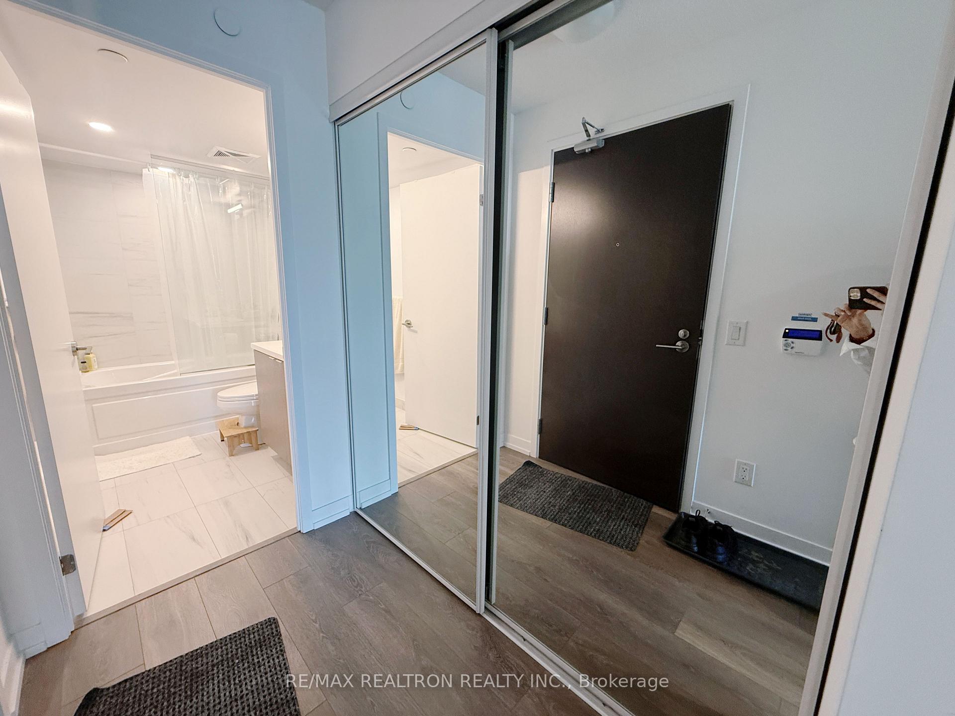 Photo 6 of Unit 1510, 219 Dundas Street E, Toronto, Church-Yonge Corridor — HOMEH