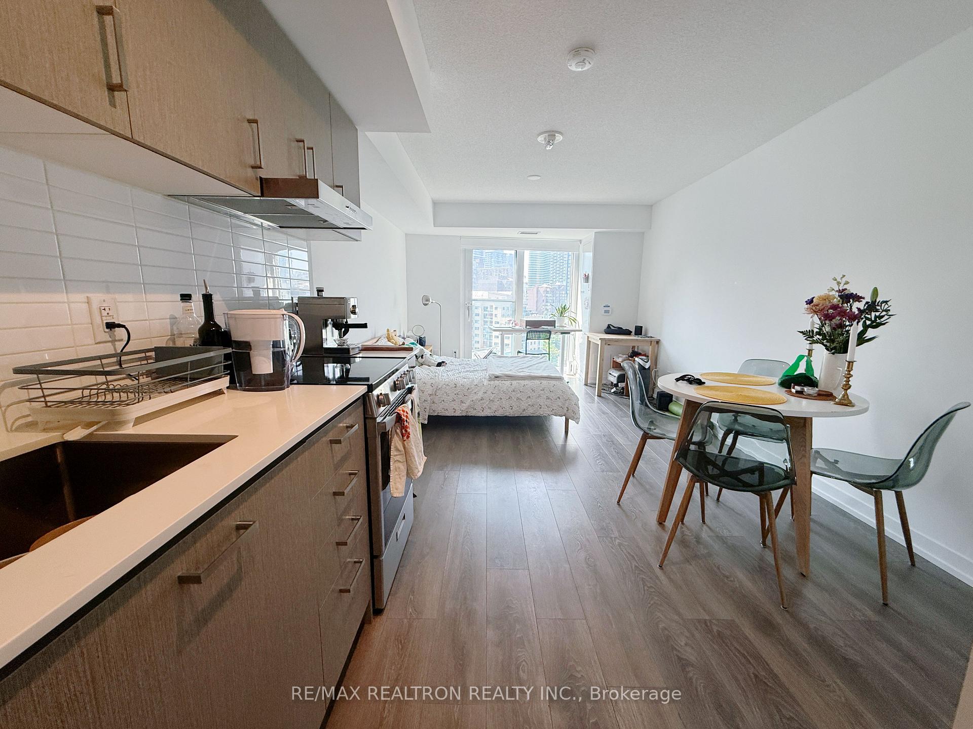 Photo 7 of Unit 1510, 219 Dundas Street E, Toronto, Church-Yonge Corridor — HOMEH