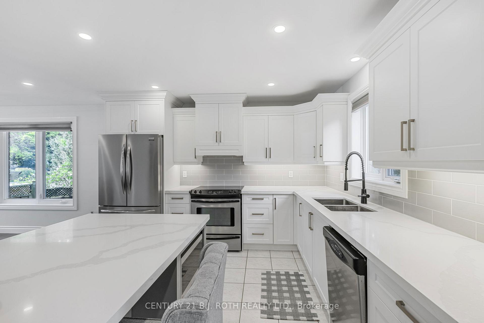 Photo 14 of 48 Crimson Ridge Road, Barrie, Bayshore — HOMEH
