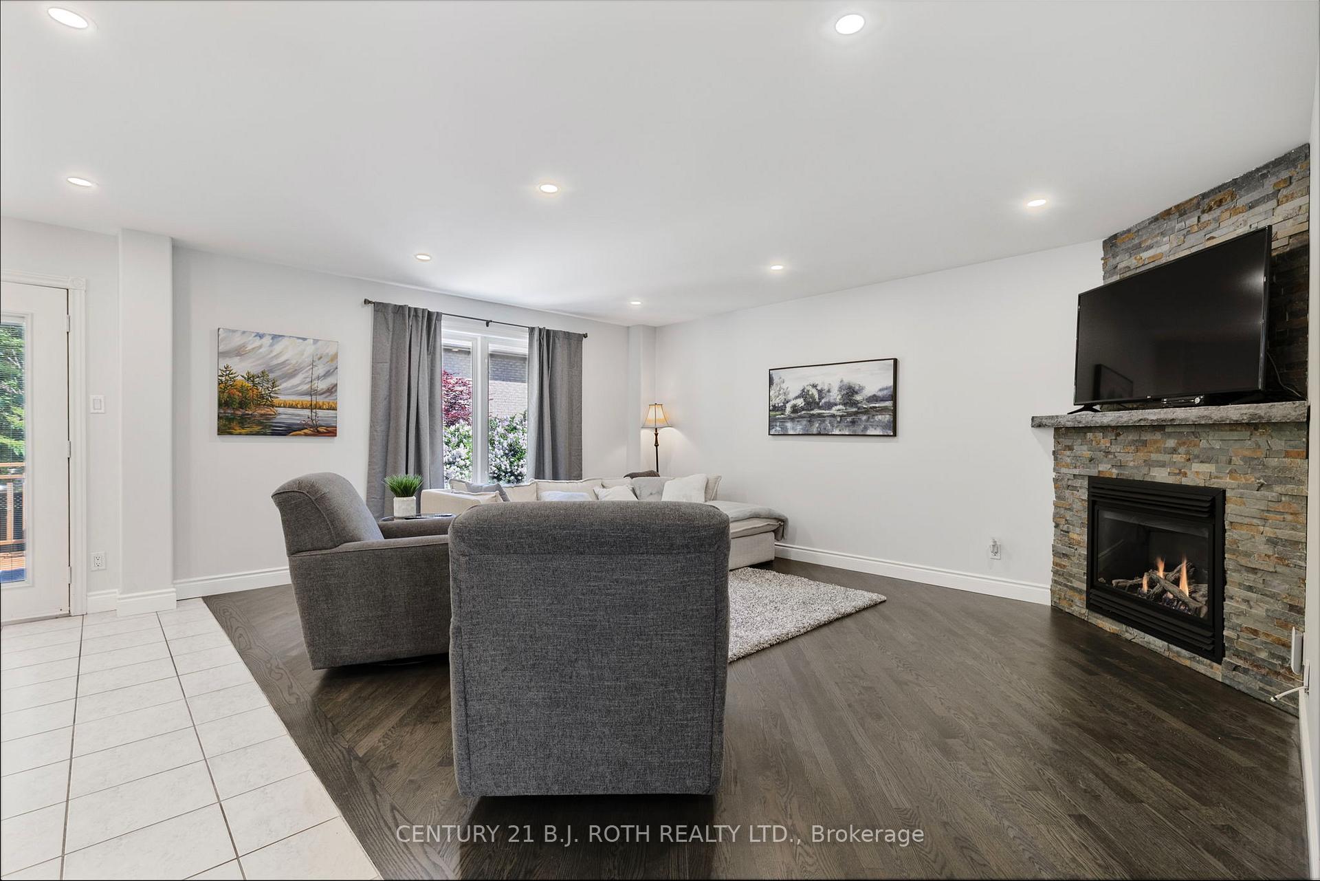Photo 15 of 48 Crimson Ridge Road, Barrie, Bayshore — HOMEH