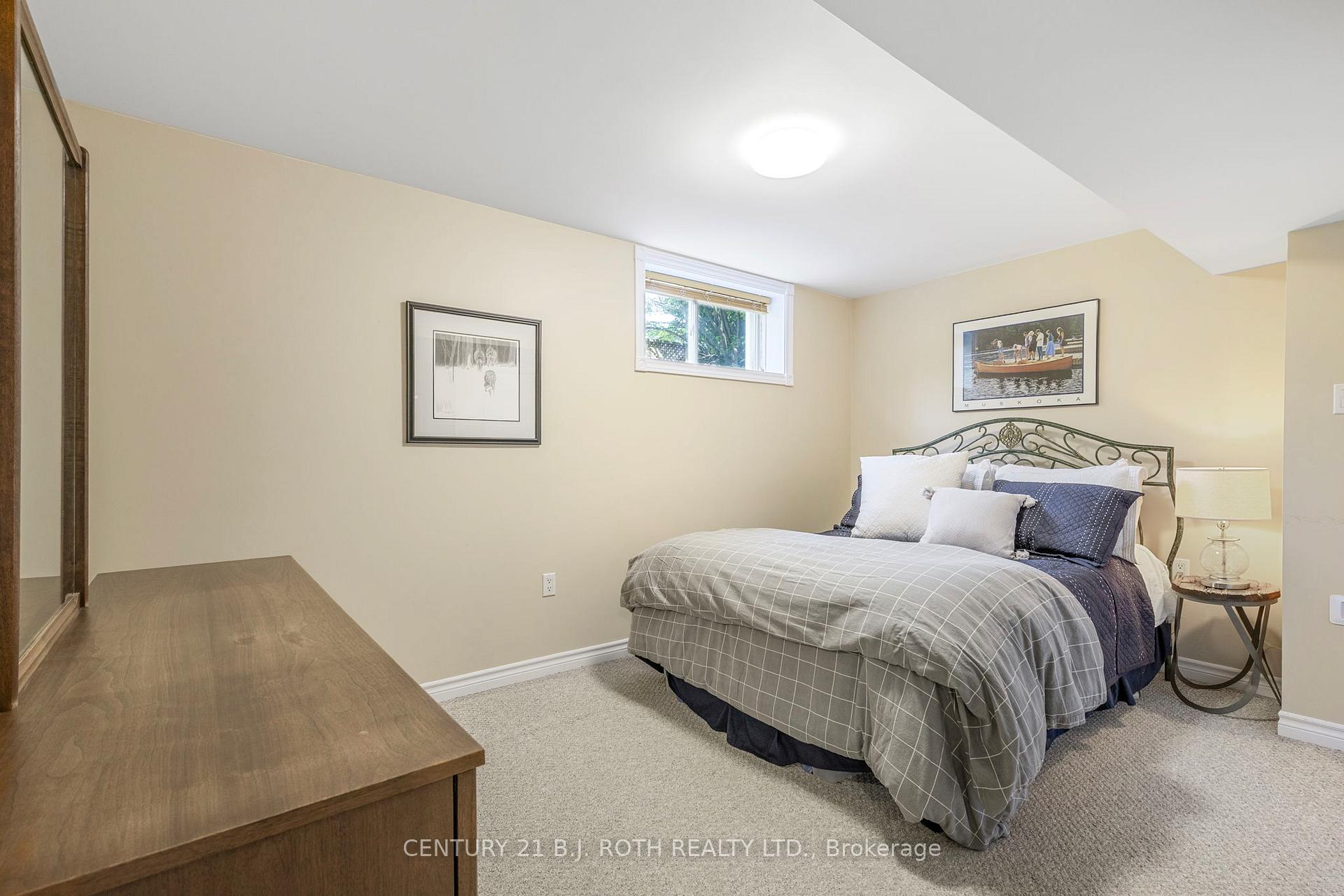 Photo 24 of 48 Crimson Ridge Road, Barrie, Bayshore — HOMEH