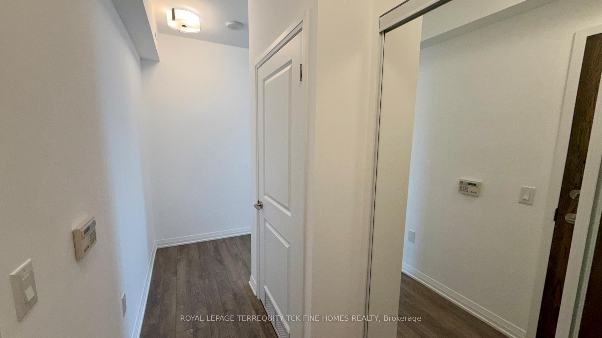 Photo 3 of Unit 605, 99 Eagle Rock Way, Vaughan, Rural Vaughan — HOMEH