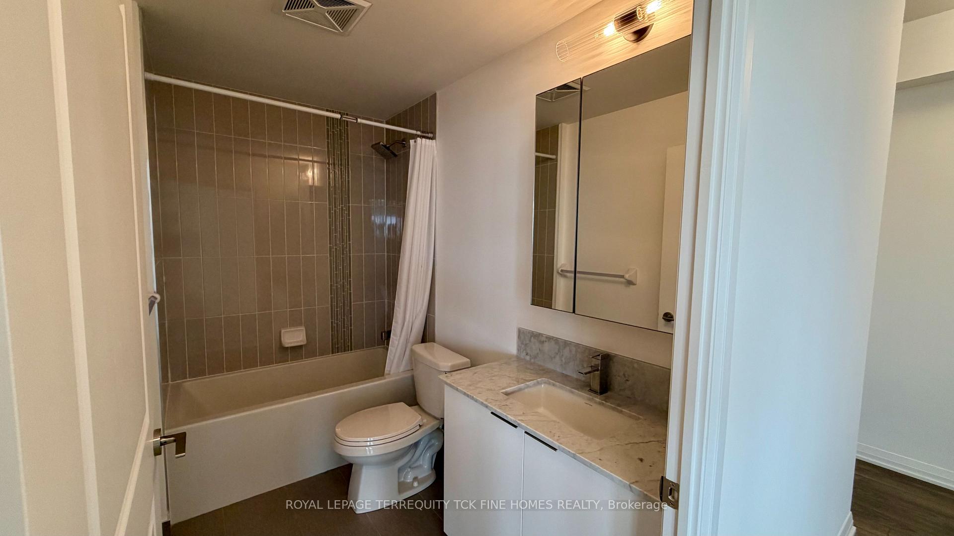 Photo 11 of Unit 605, 99 Eagle Rock Way, Vaughan, Rural Vaughan — HOMEH