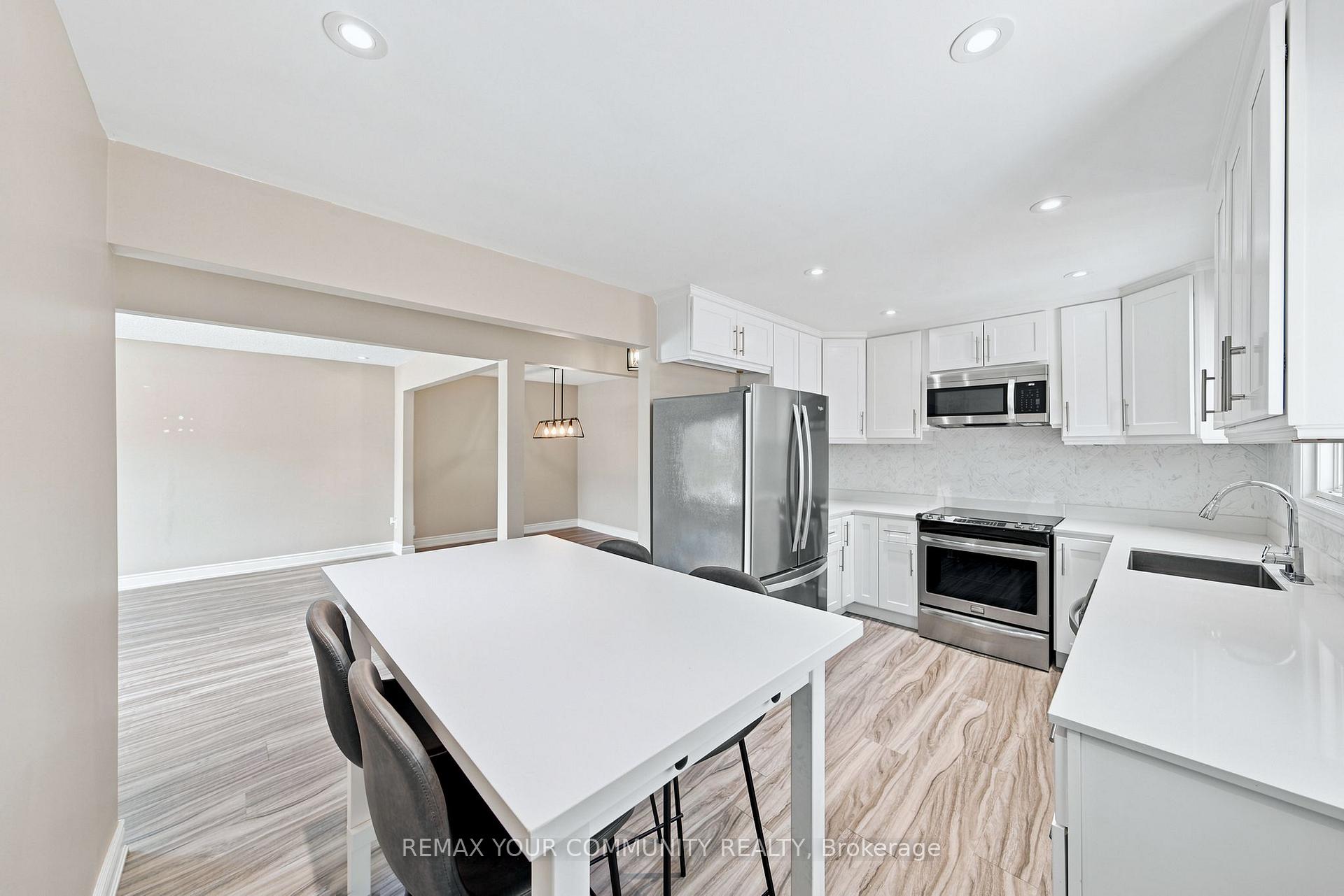 Photo 18 of Unit Upper, 36 Roseville Drive, Brampton, Brampton South — HOMEH