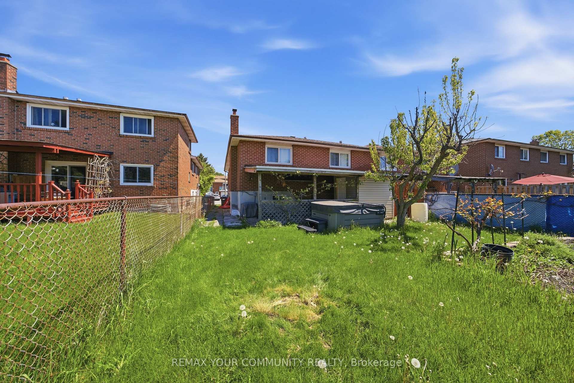 Photo 39 of Unit Upper, 36 Roseville Drive, Brampton, Brampton South — HOMEH