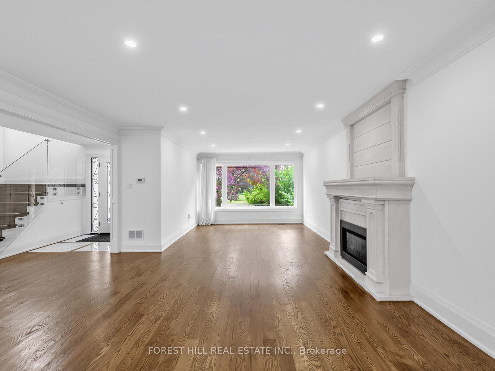 Photo 6 of 33 Warlock Crescent, North York, Bayview Woods-Steeles — HOMEH