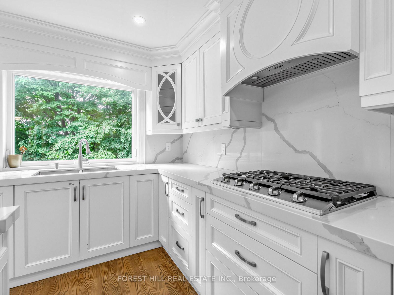 Photo 11 of 33 Warlock Crescent, North York, Bayview Woods-Steeles — HOMEH