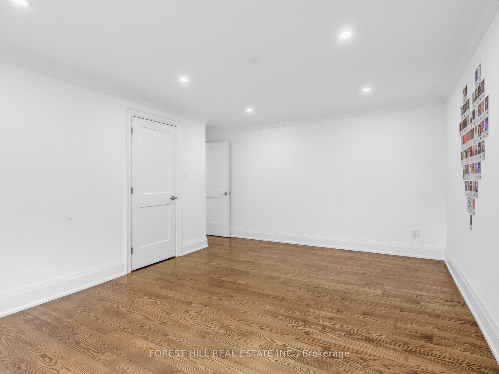 Photo 23 of 33 Warlock Crescent, North York, Bayview Woods-Steeles — HOMEH