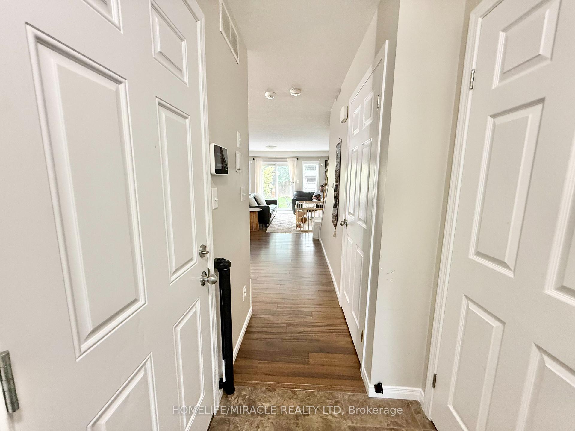 Photo 3 of 312 Tagge Crescent, Kitchener, Bridgeport — HOMEH