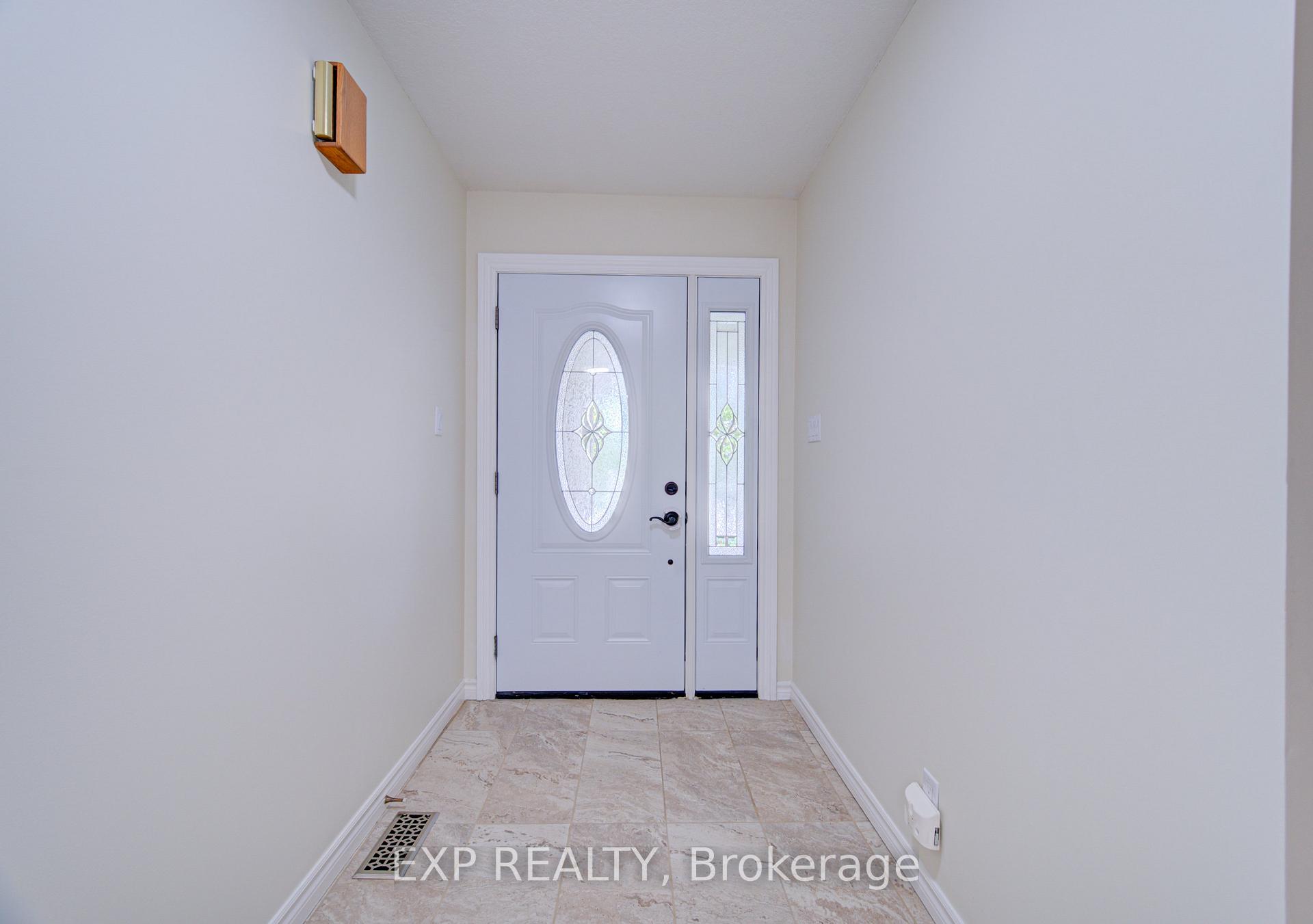 Photo 6 of 225 Dartmoor Crescent, Waterloo, Bridgeport — HOMEH
