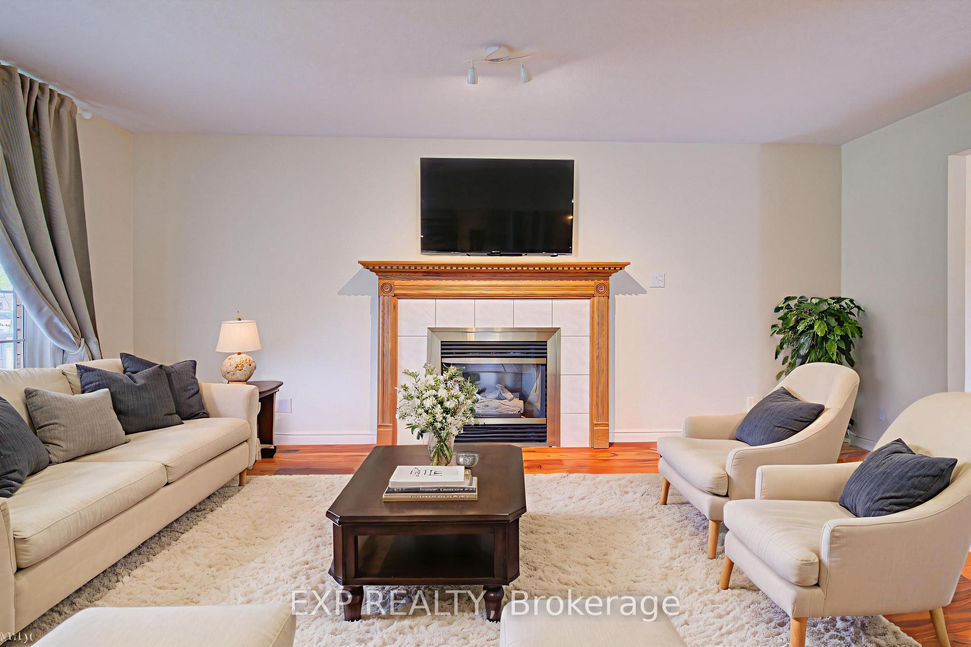 Photo 7 of 225 Dartmoor Crescent, Waterloo, Bridgeport — HOMEH