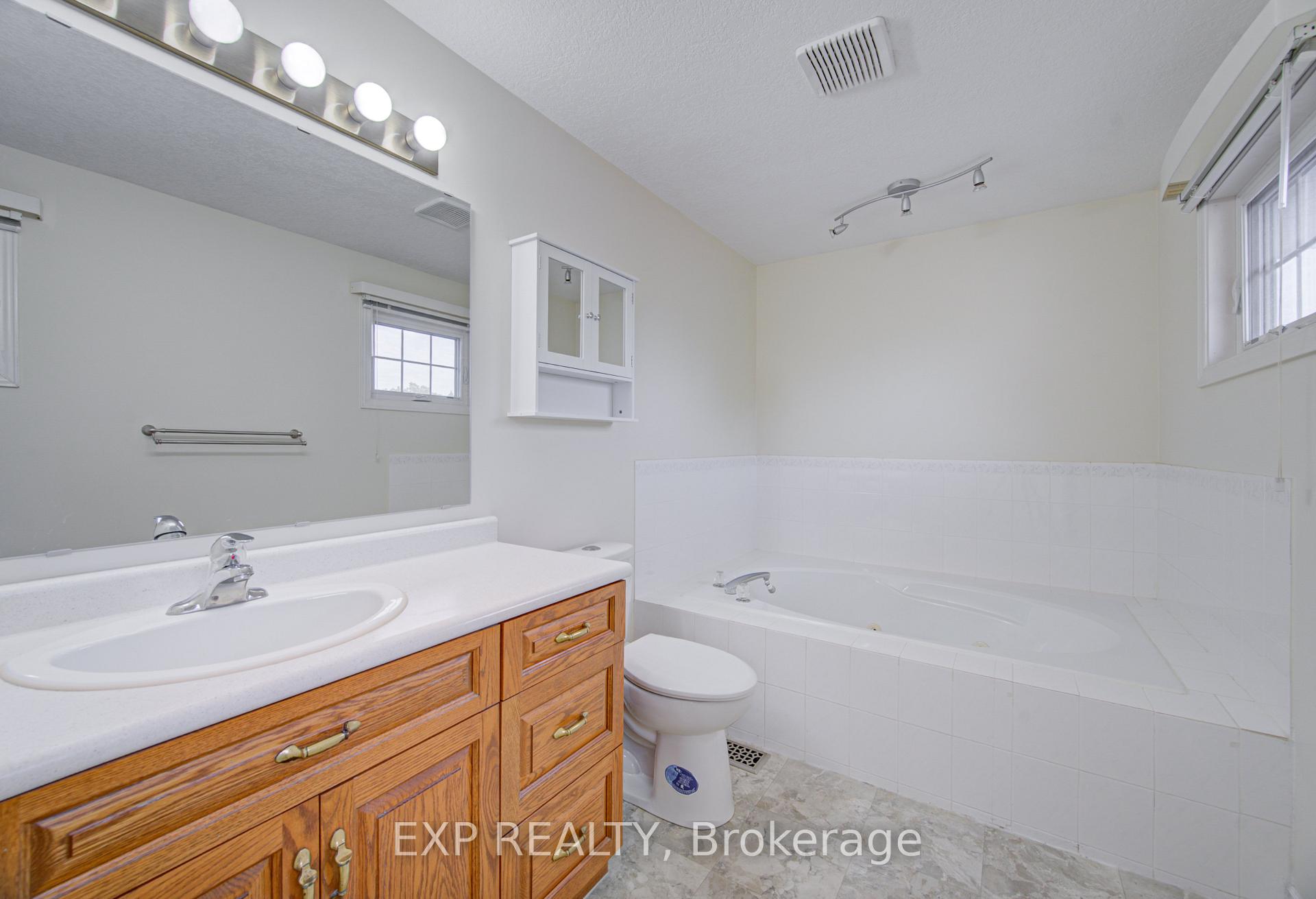Photo 15 of 225 Dartmoor Crescent, Waterloo, Bridgeport — HOMEH