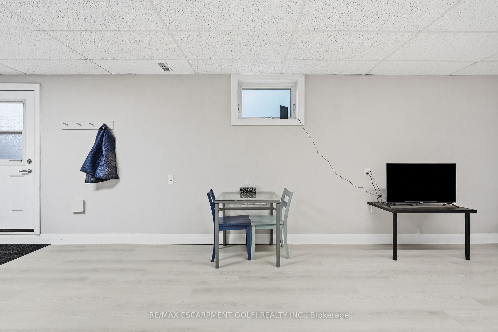 Photo 10 of 5196 Fourth Avenue, Niagara Falls, Cherrywood — HOMEH