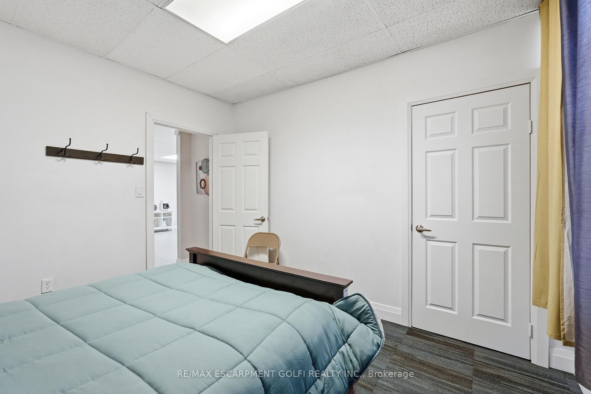 Photo 20 of 5196 Fourth Avenue, Niagara Falls, Cherrywood — HOMEH