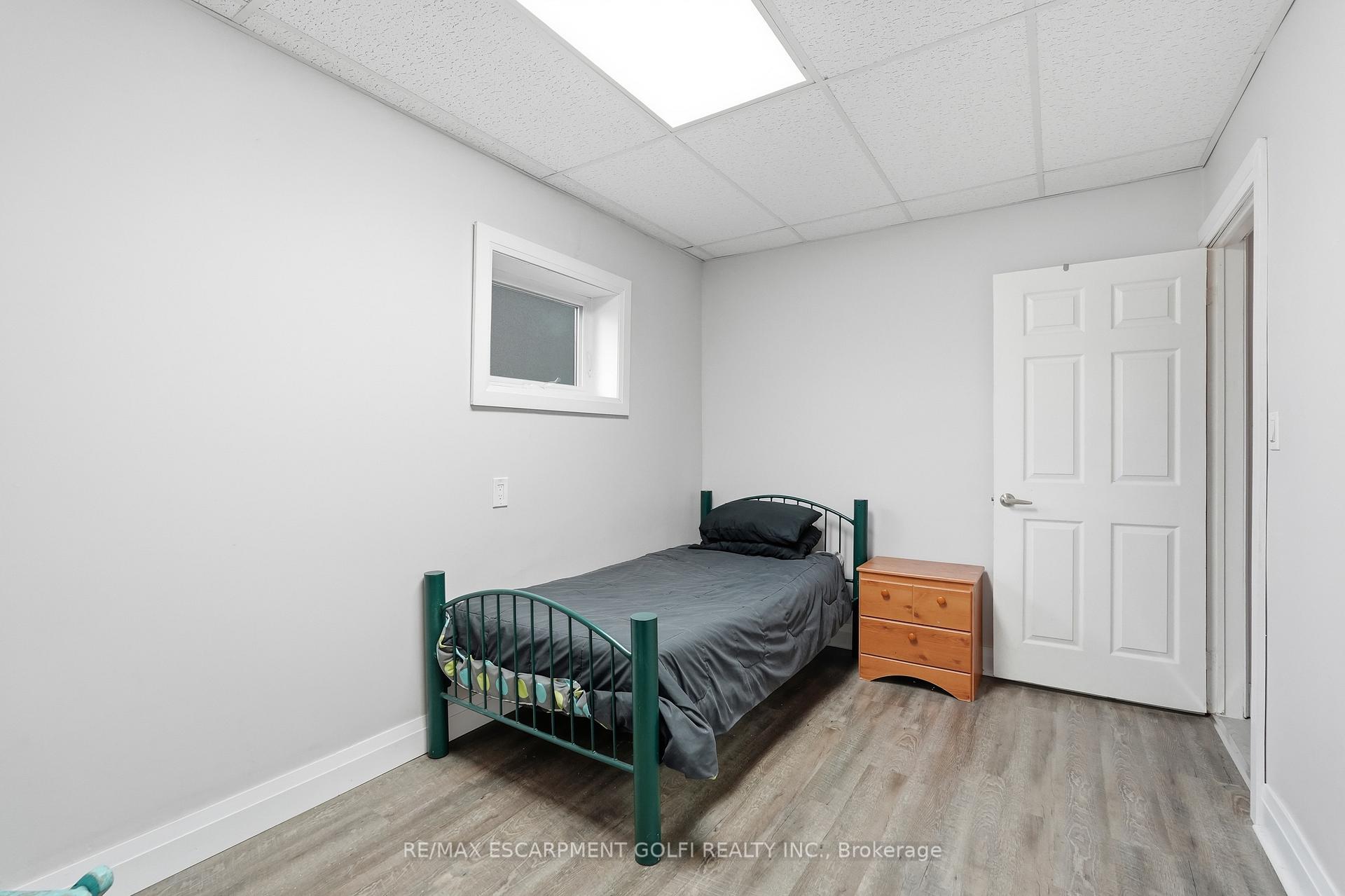 Photo 22 of 5196 Fourth Avenue, Niagara Falls, Cherrywood — HOMEH