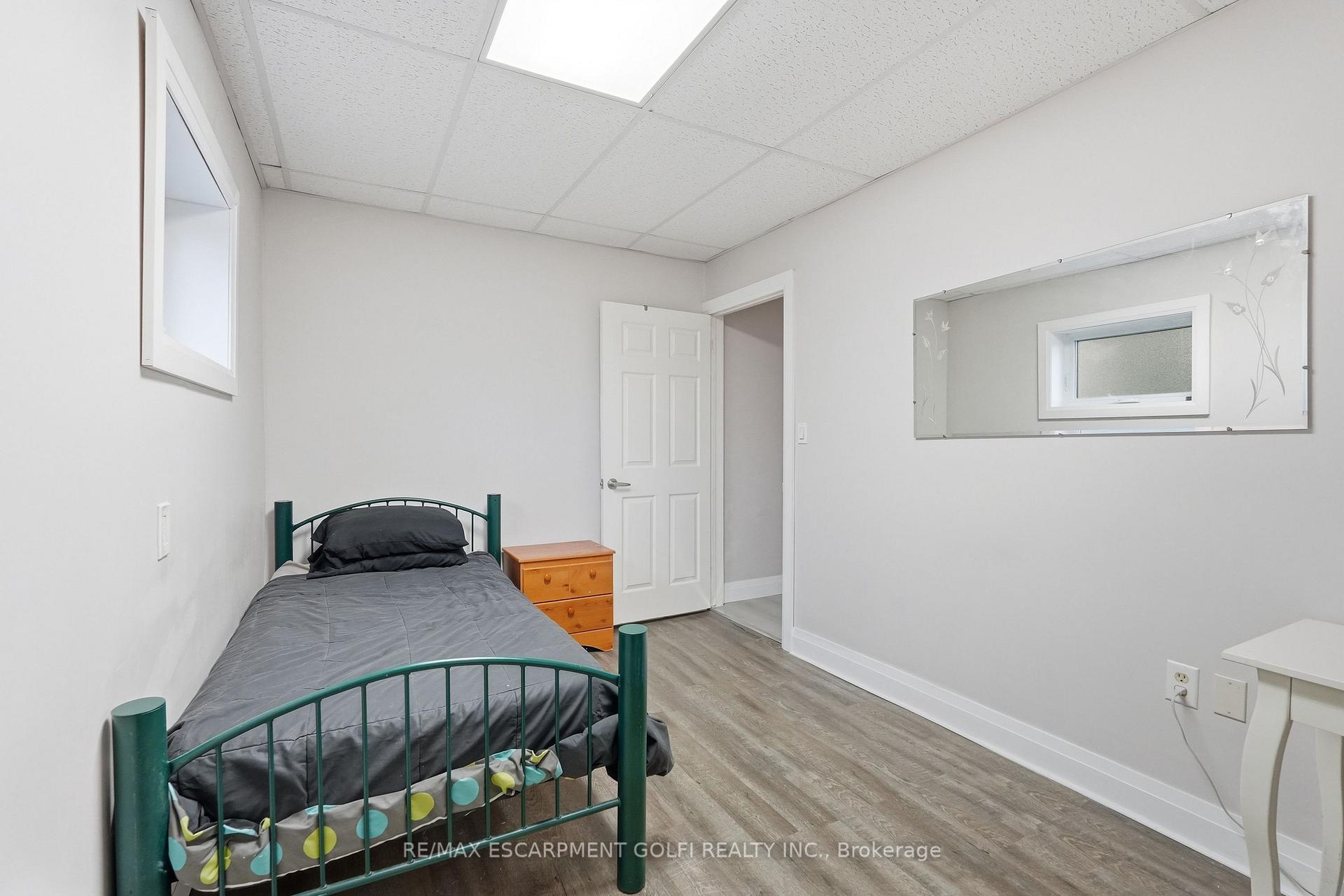 Photo 23 of 5196 Fourth Avenue, Niagara Falls, Cherrywood — HOMEH