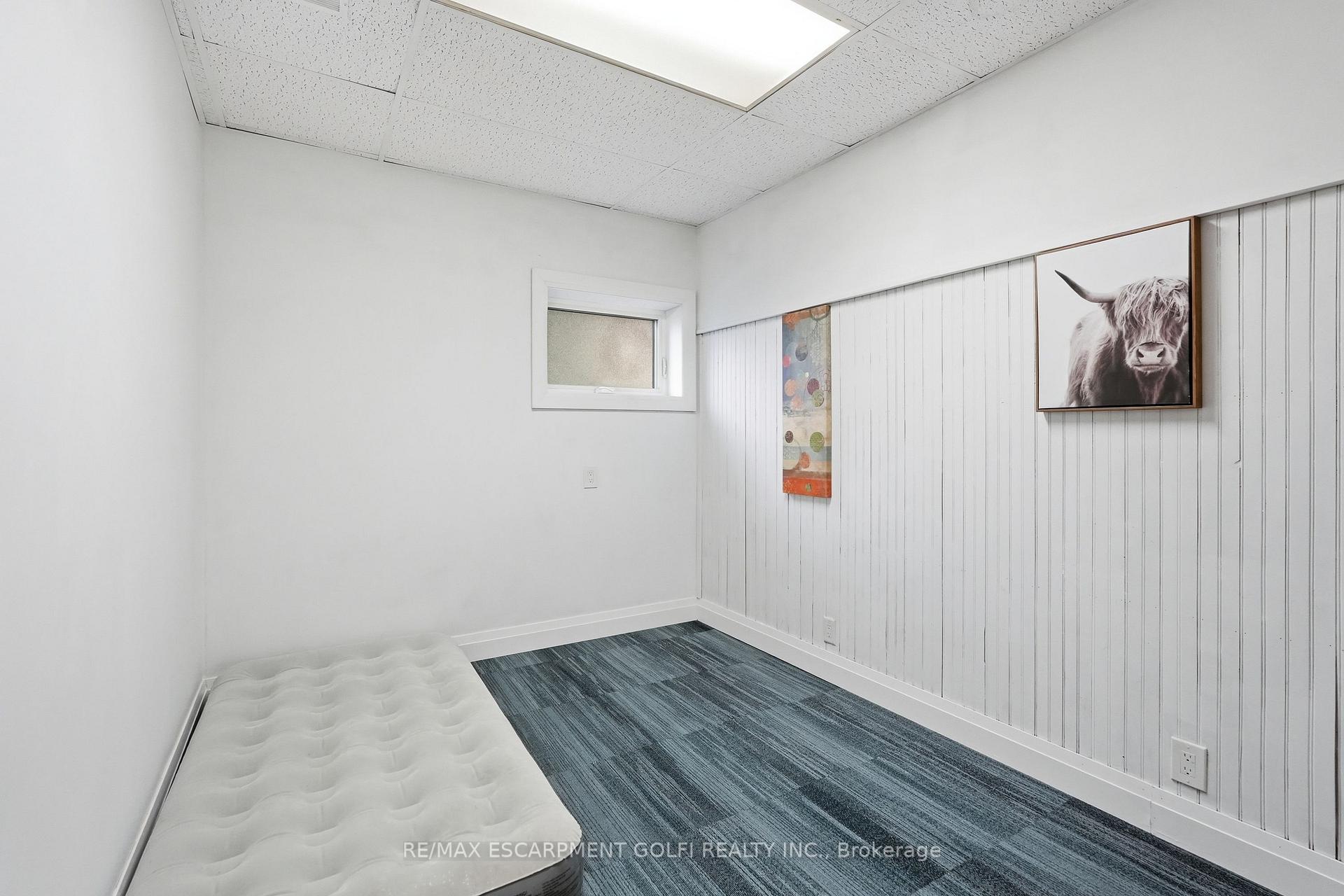 Photo 25 of 5196 Fourth Avenue, Niagara Falls, Cherrywood — HOMEH