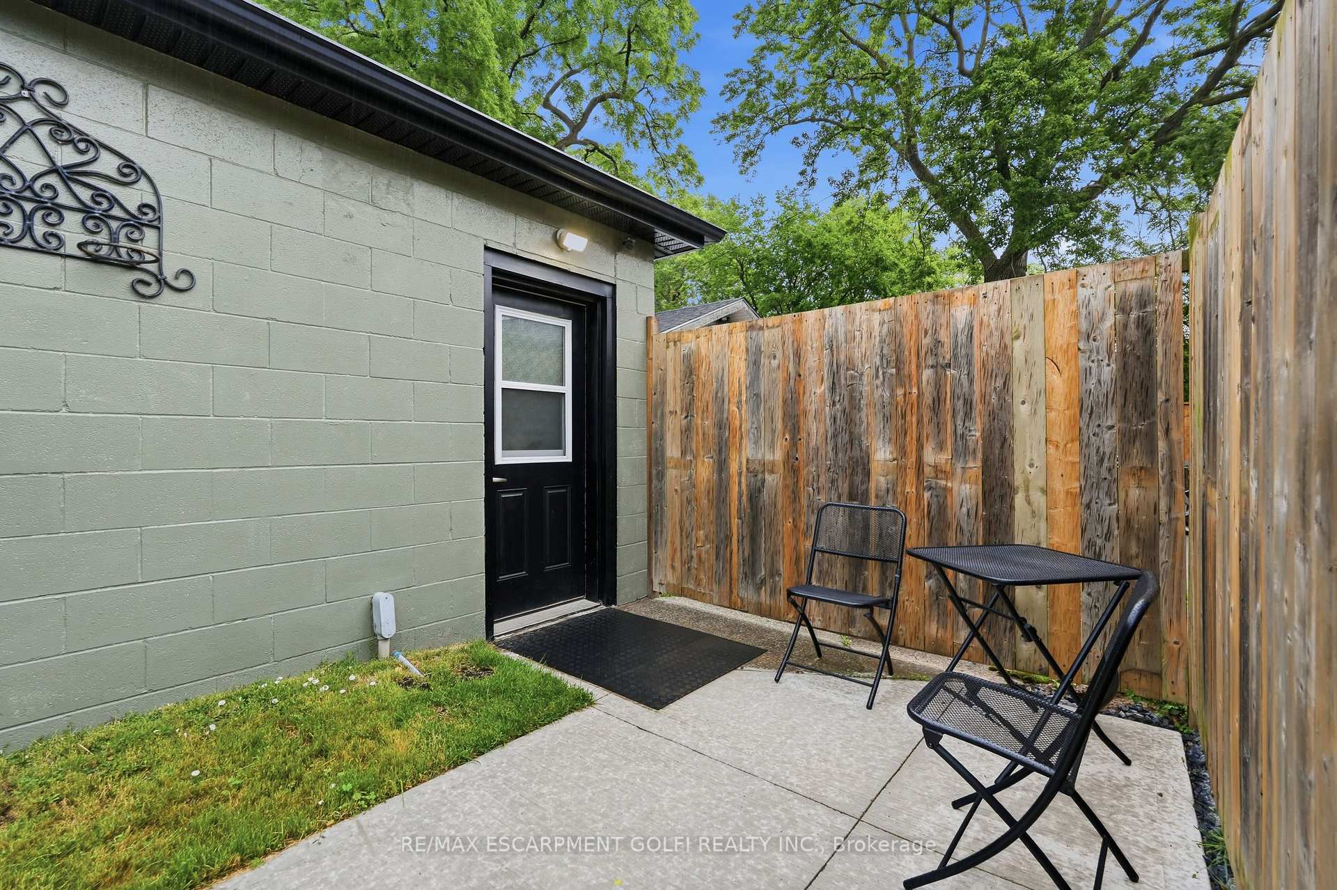 Photo 29 of 5196 Fourth Avenue, Niagara Falls, Cherrywood — HOMEH