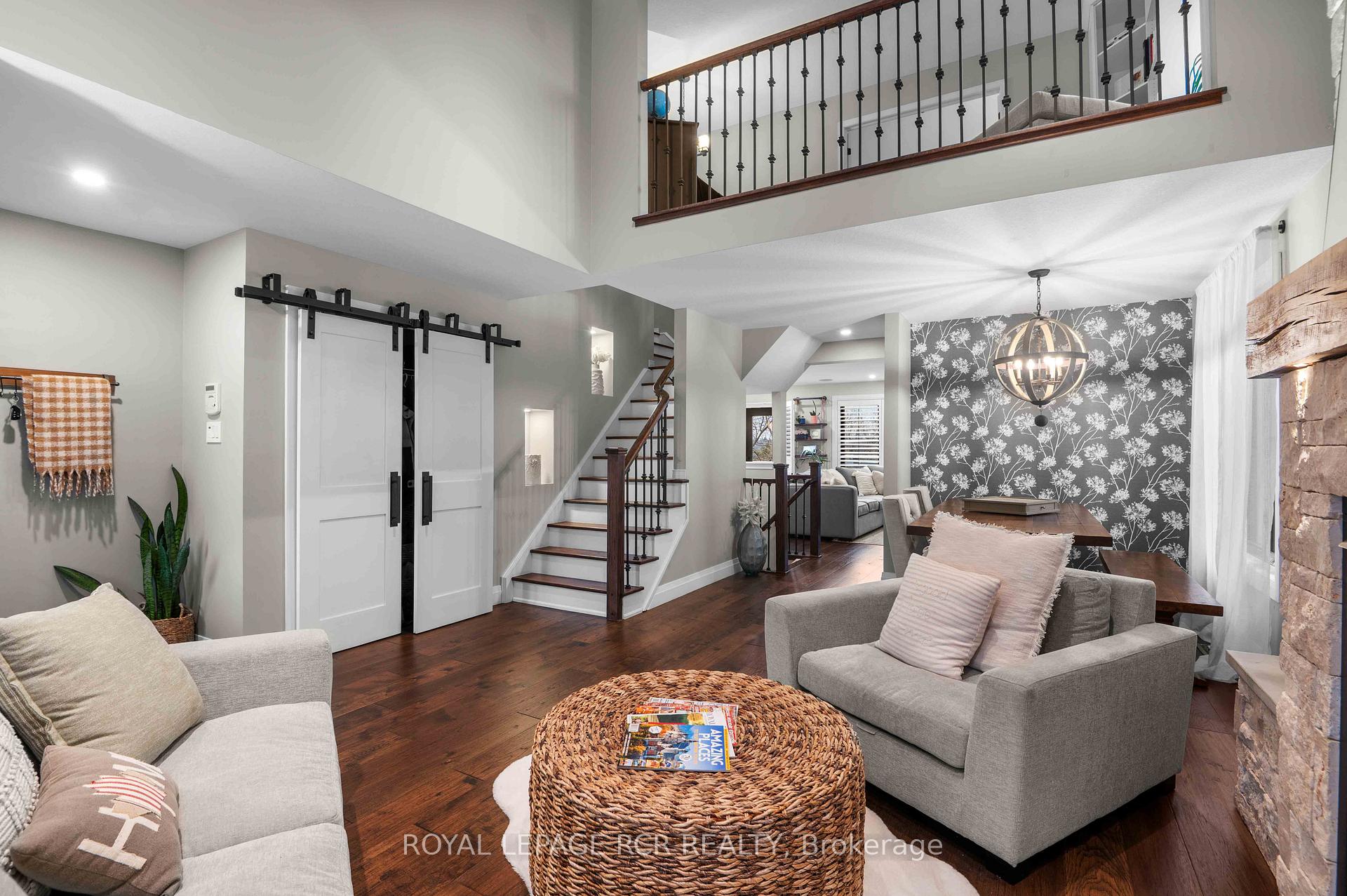 Photo 9 of 118 Oak Ridge Drive, Orangeville — HOMEH