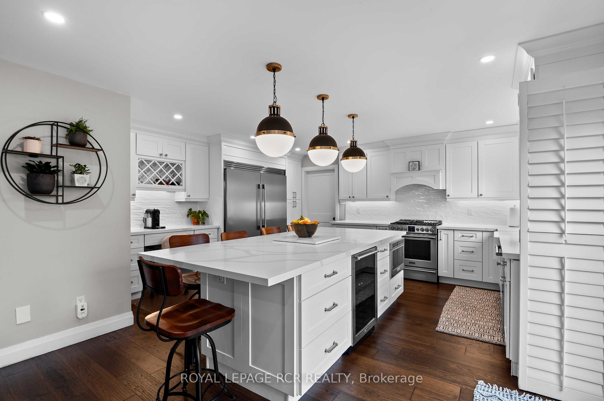 Photo 12 of 118 Oak Ridge Drive, Orangeville — HOMEH