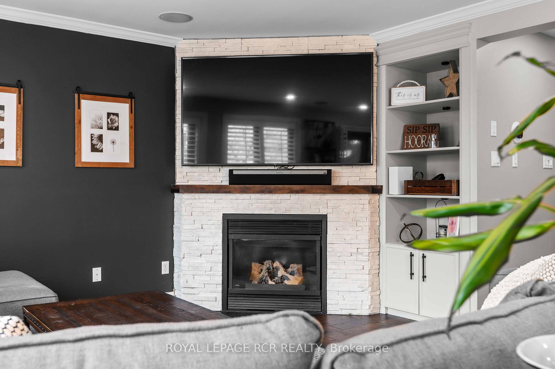 Photo 22 of 118 Oak Ridge Drive, Orangeville — HOMEH