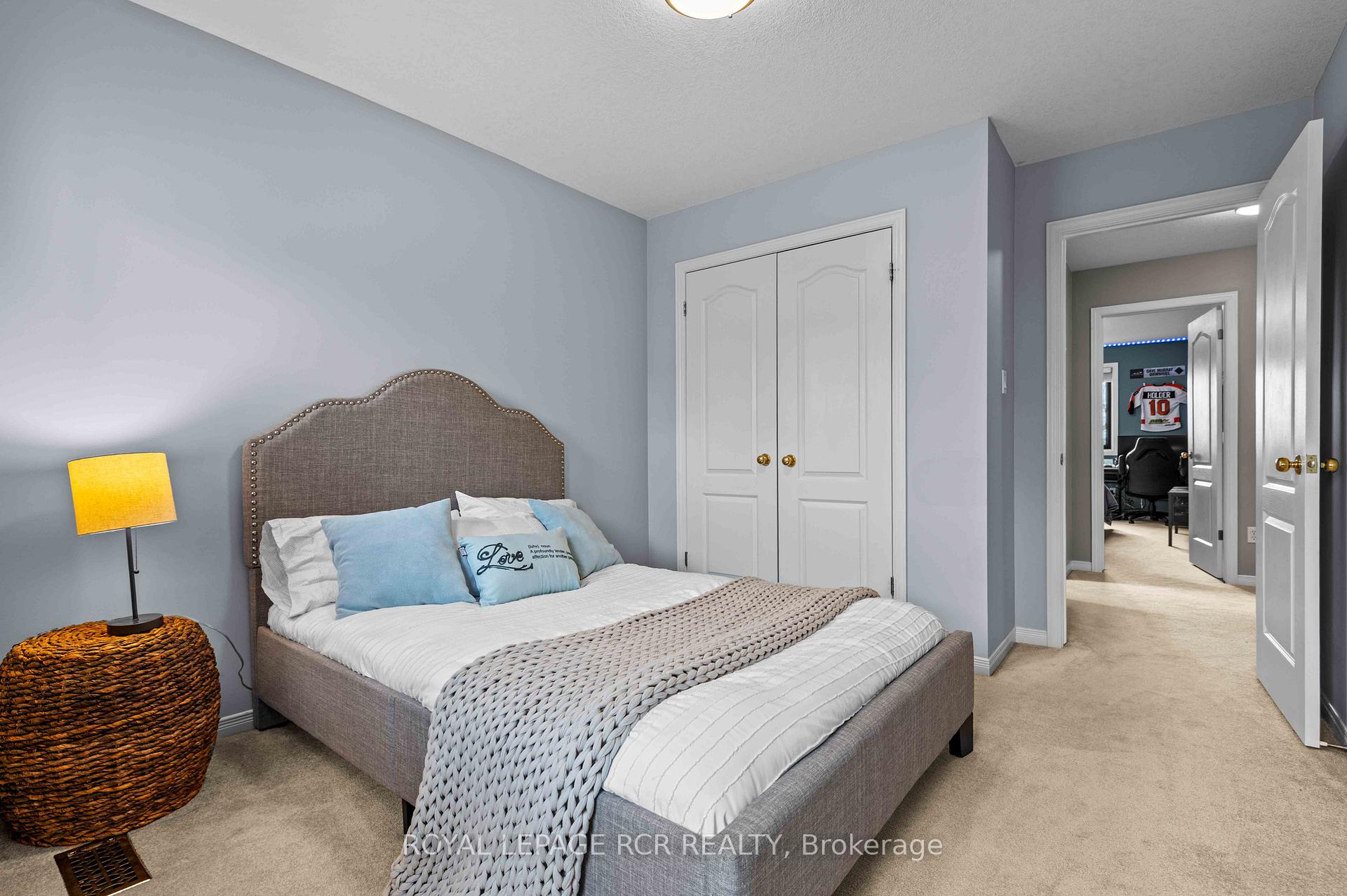 Photo 30 of 118 Oak Ridge Drive, Orangeville — HOMEH