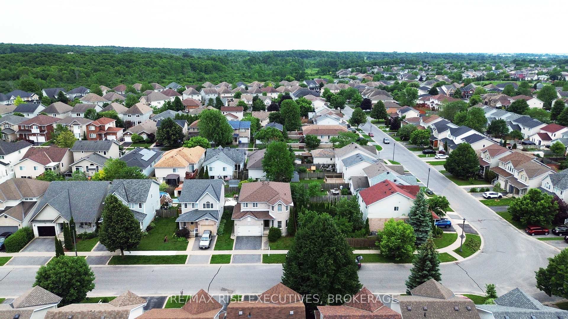 Photo 42 of 963 Bluffwood Avenue, Kingston, Kingston East (Incl Barret Crt) — HOMEH