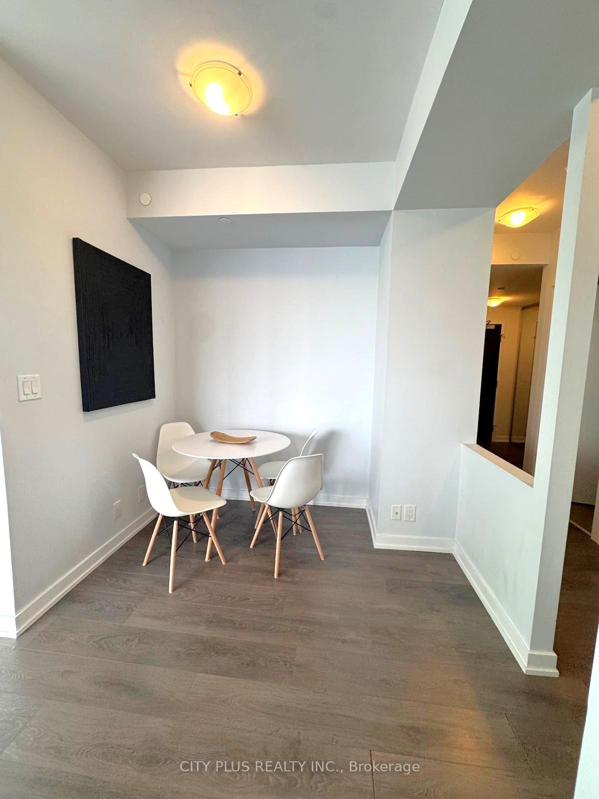 Photo 3 of Unit 1606, 609 Avenue Road, Toronto, Yonge-St. Clair — HOMEH