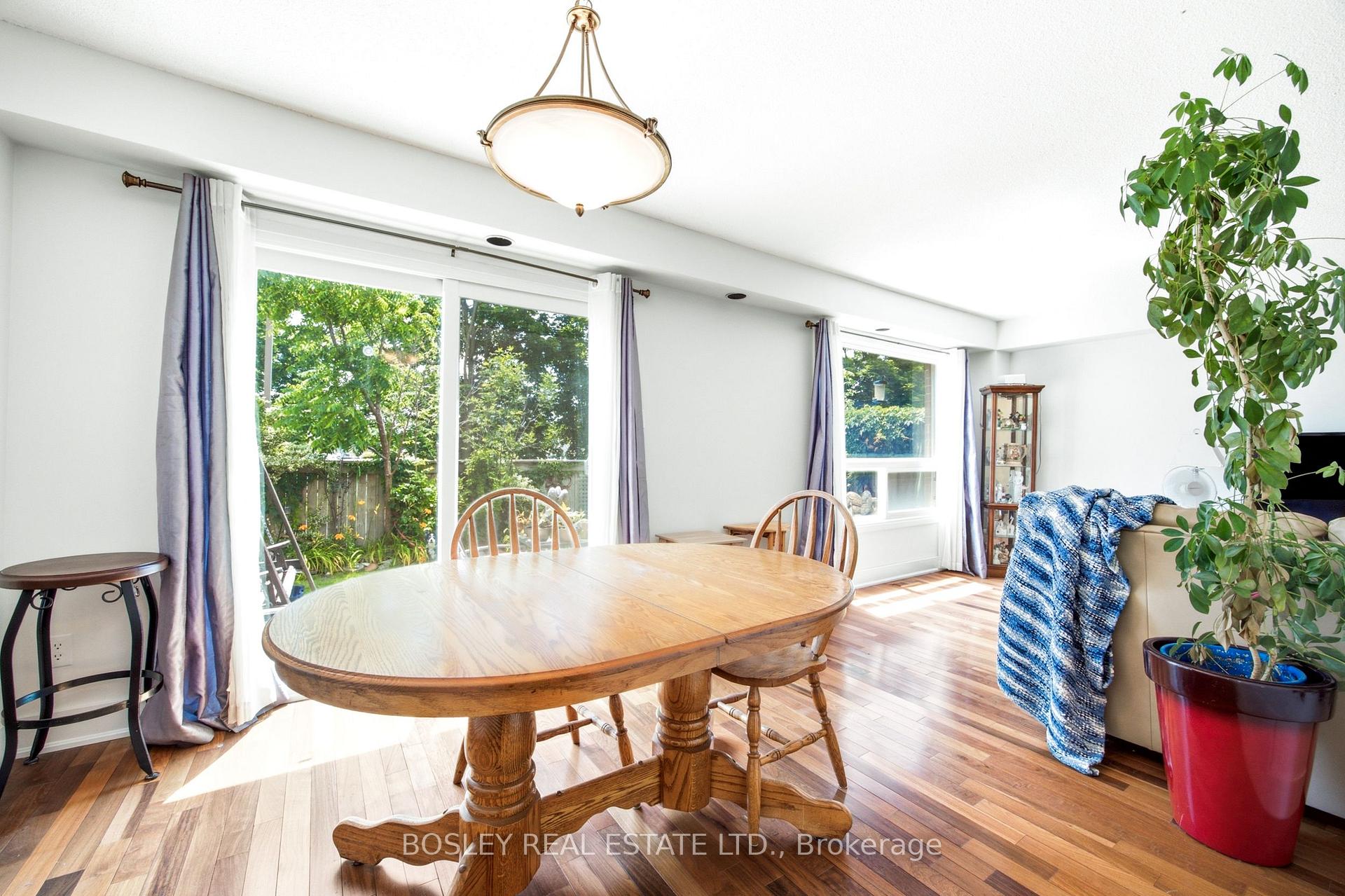 Photo 15 of Unit 18, 3079 Fifth Line W, Mississauga, Erin Mills — HOMEH