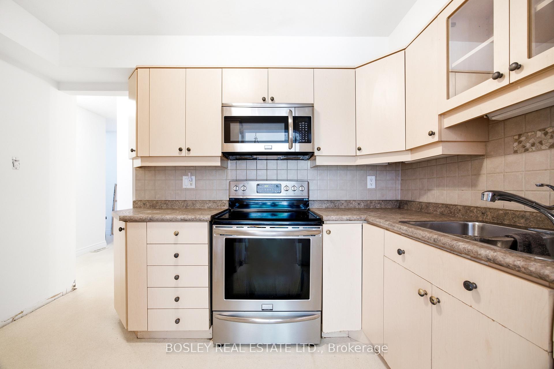 Photo 17 of Unit 18, 3079 Fifth Line W, Mississauga, Erin Mills — HOMEH