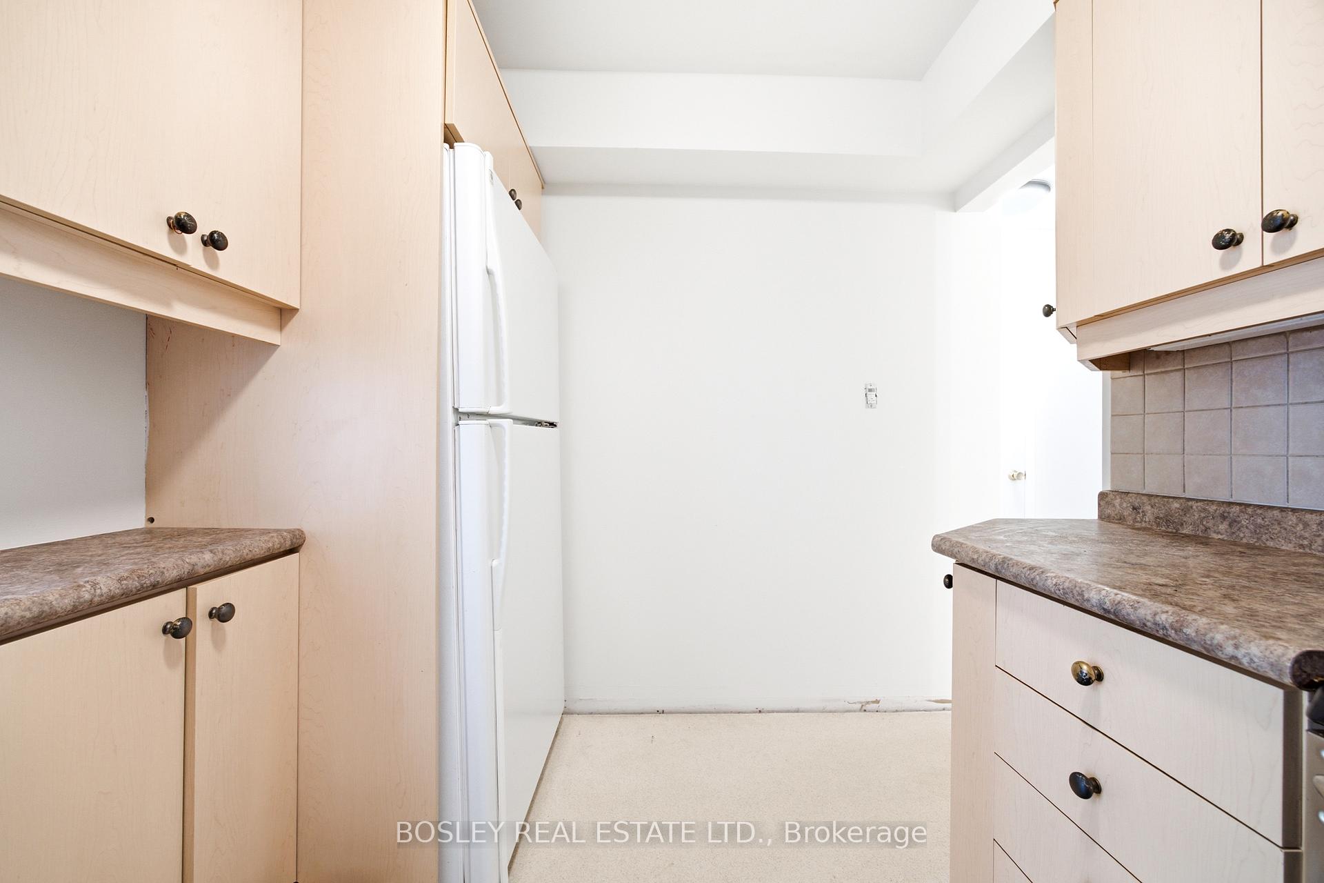Photo 21 of Unit 18, 3079 Fifth Line W, Mississauga, Erin Mills — HOMEH