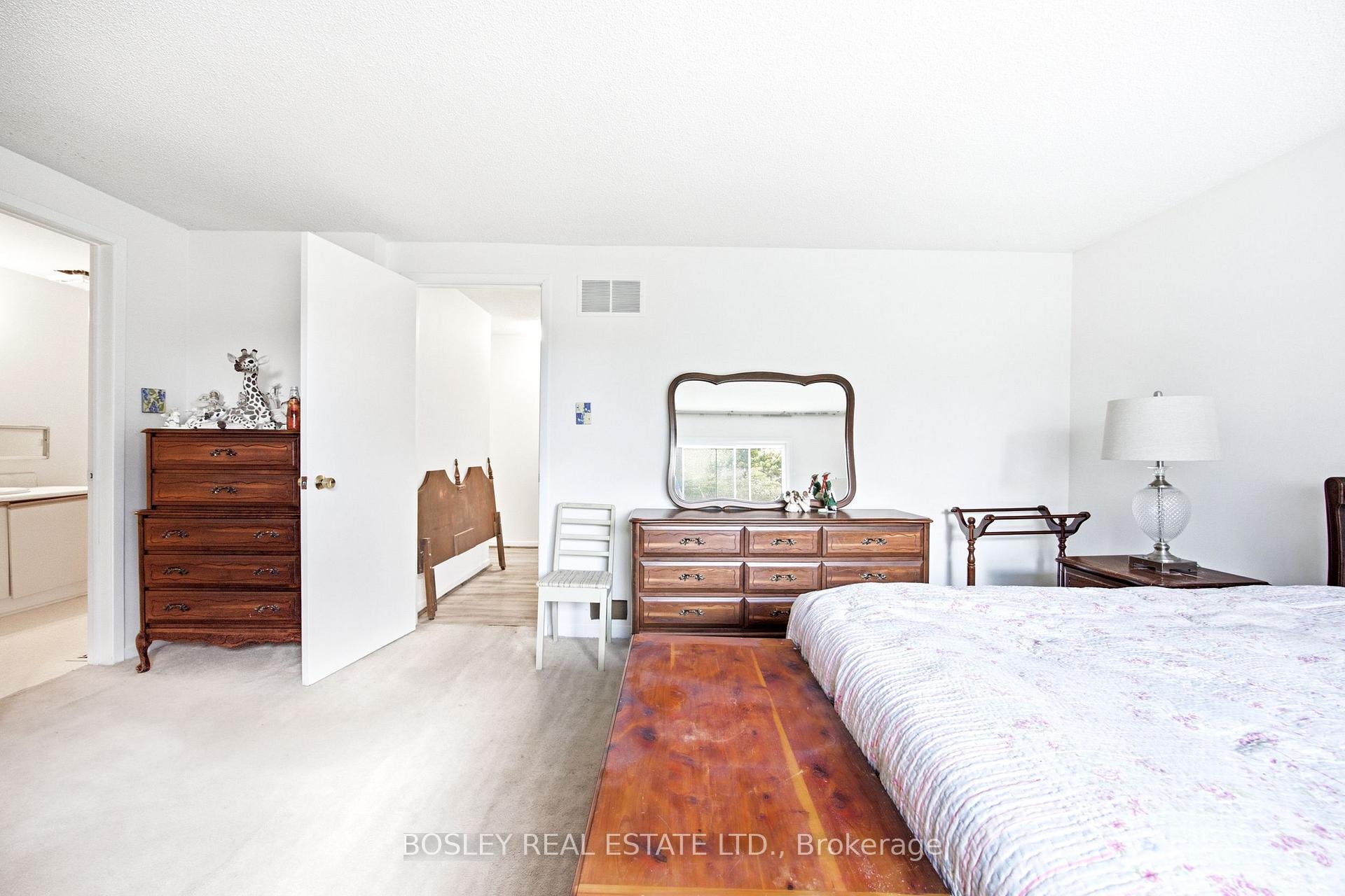 Photo 28 of Unit 18, 3079 Fifth Line W, Mississauga, Erin Mills — HOMEH