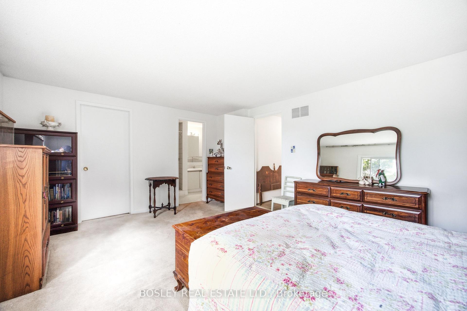 Photo 29 of Unit 18, 3079 Fifth Line W, Mississauga, Erin Mills — HOMEH