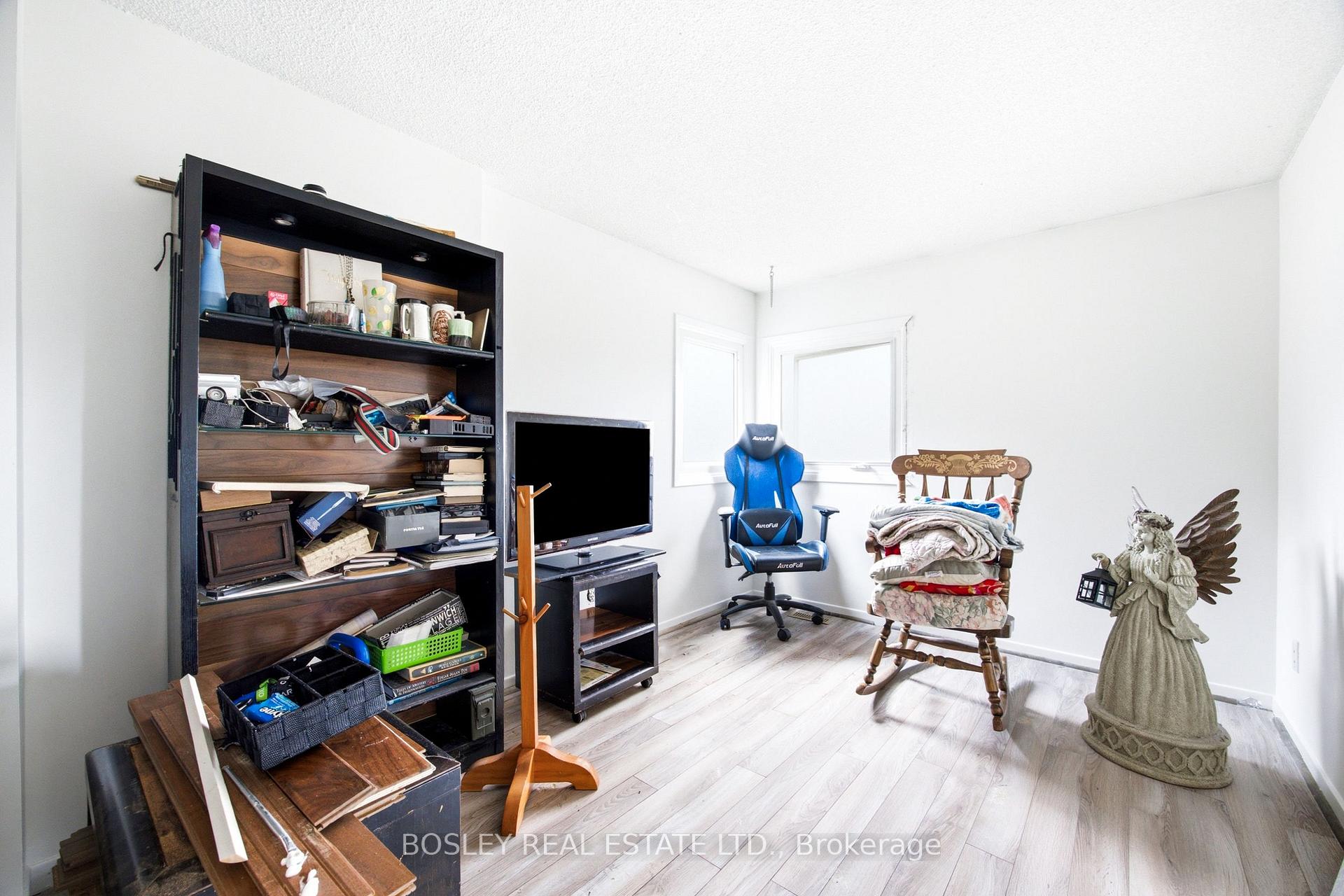 Photo 36 of Unit 18, 3079 Fifth Line W, Mississauga, Erin Mills — HOMEH