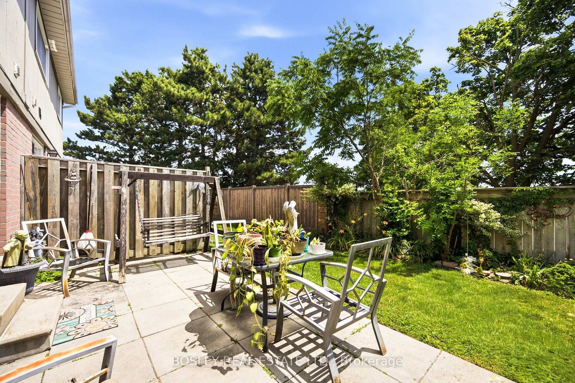 Photo 44 of Unit 18, 3079 Fifth Line W, Mississauga, Erin Mills — HOMEH
