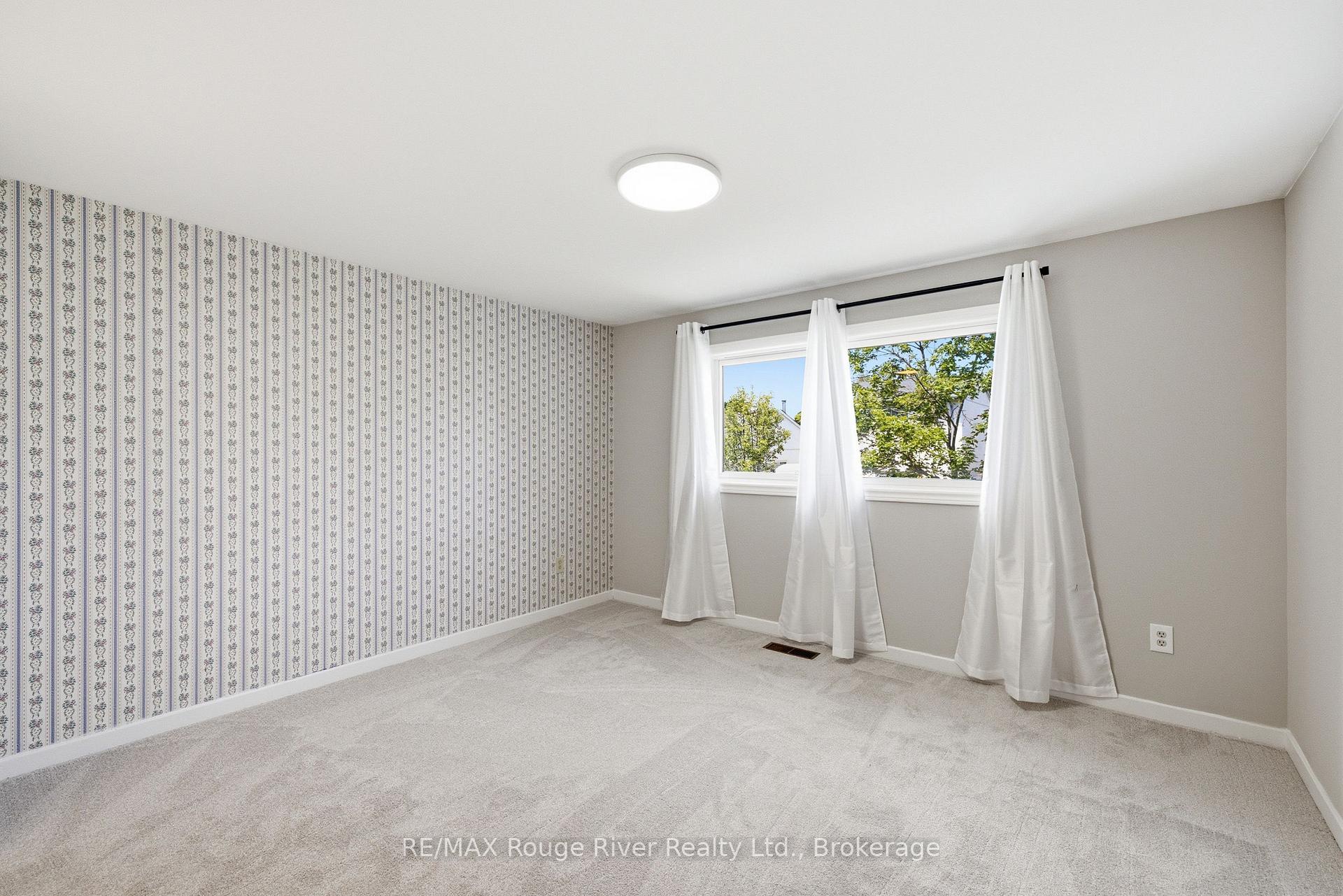 Photo 21 of 52 Rands Road, Ajax, South West — HOMEH