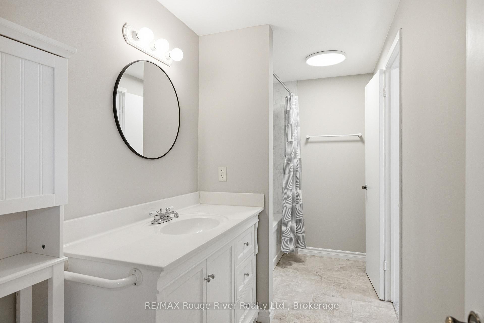 Photo 25 of 52 Rands Road, Ajax, South West — HOMEH