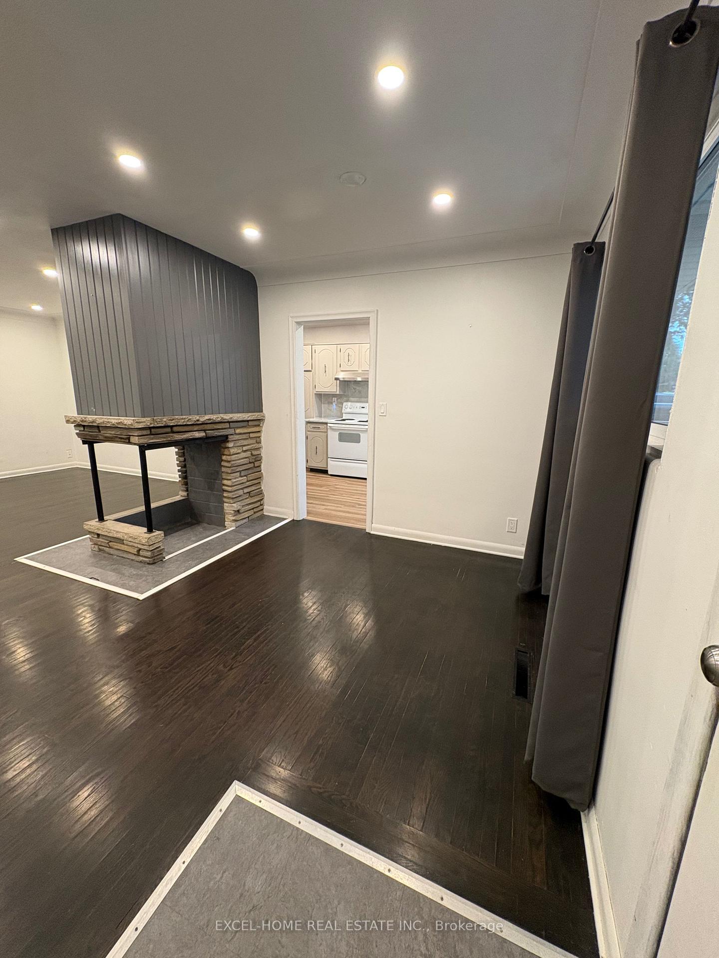 Photo 2 of 4503 Maplewood Avenue, Niagara Falls, Morrison — HOMEH