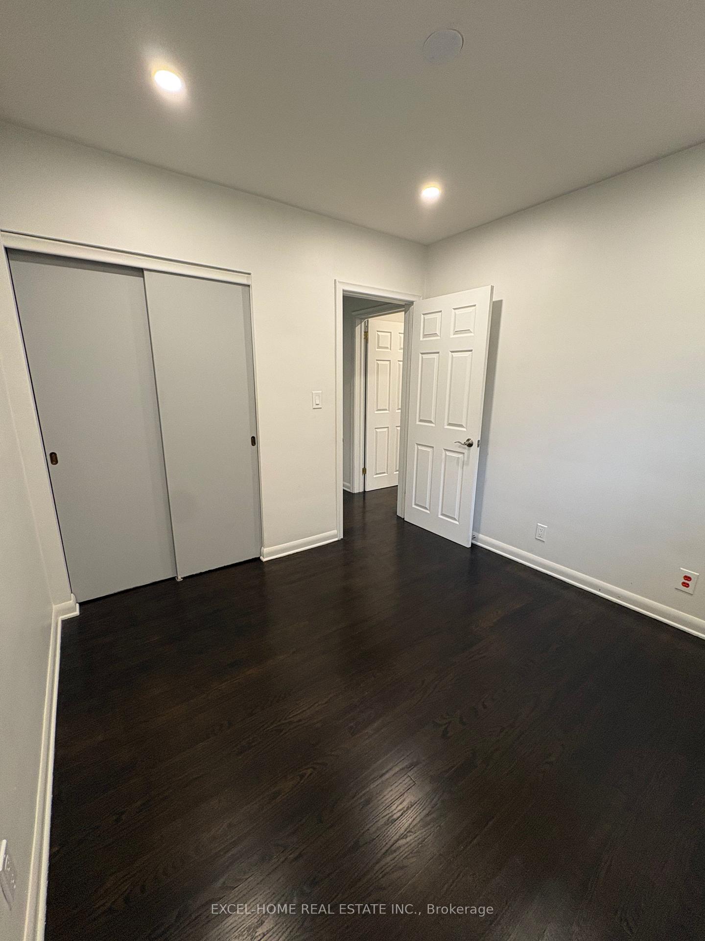Photo 6 of 4503 Maplewood Avenue, Niagara Falls, Morrison — HOMEH