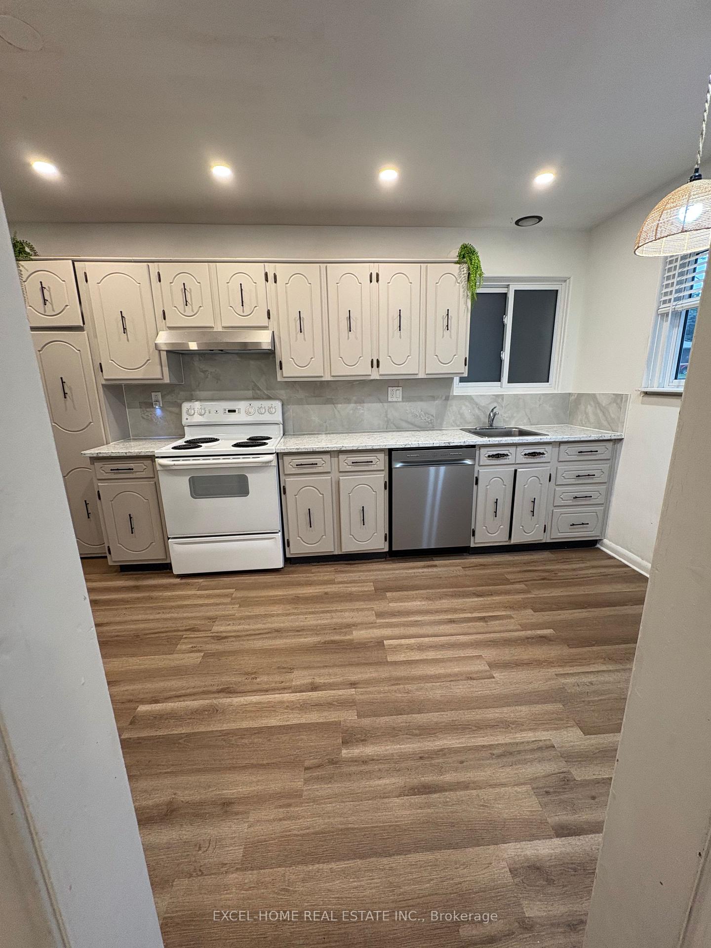 Photo 11 of 4503 Maplewood Avenue, Niagara Falls, Morrison — HOMEH