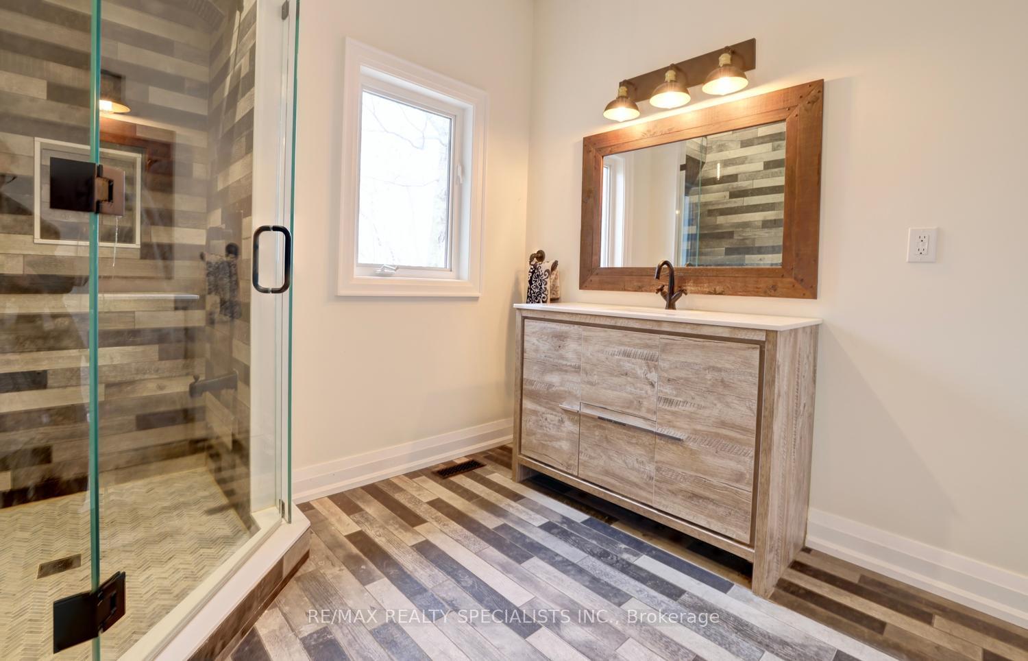 Photo 29 of 1301 Gatehouse Drive, Mississauga, Clarkson — HOMEH